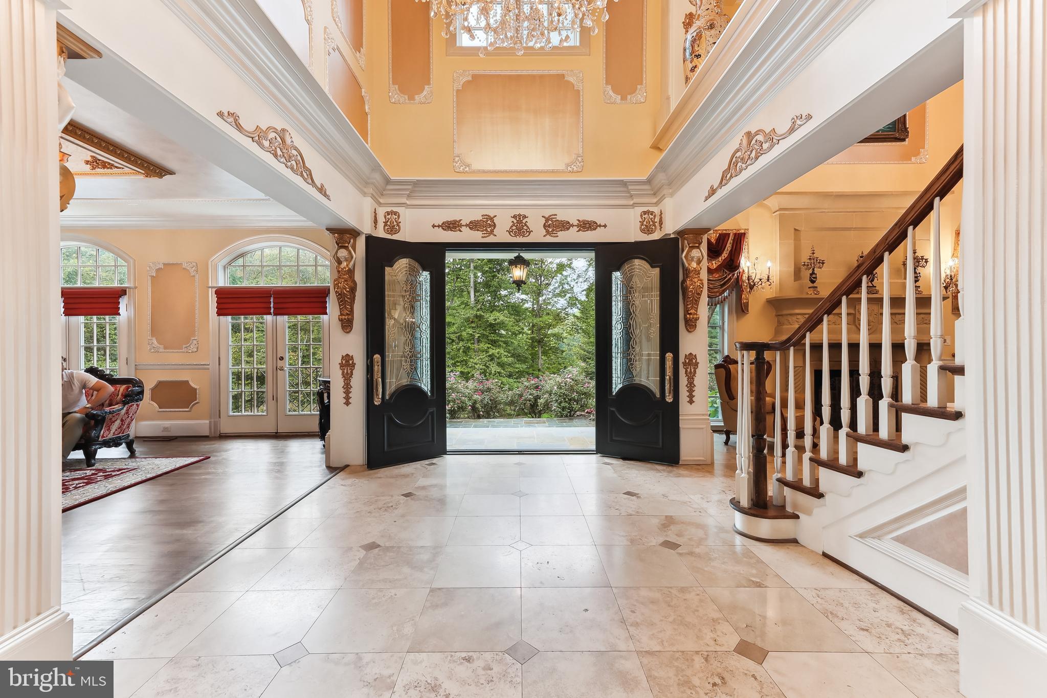 CLIFTON - Residential