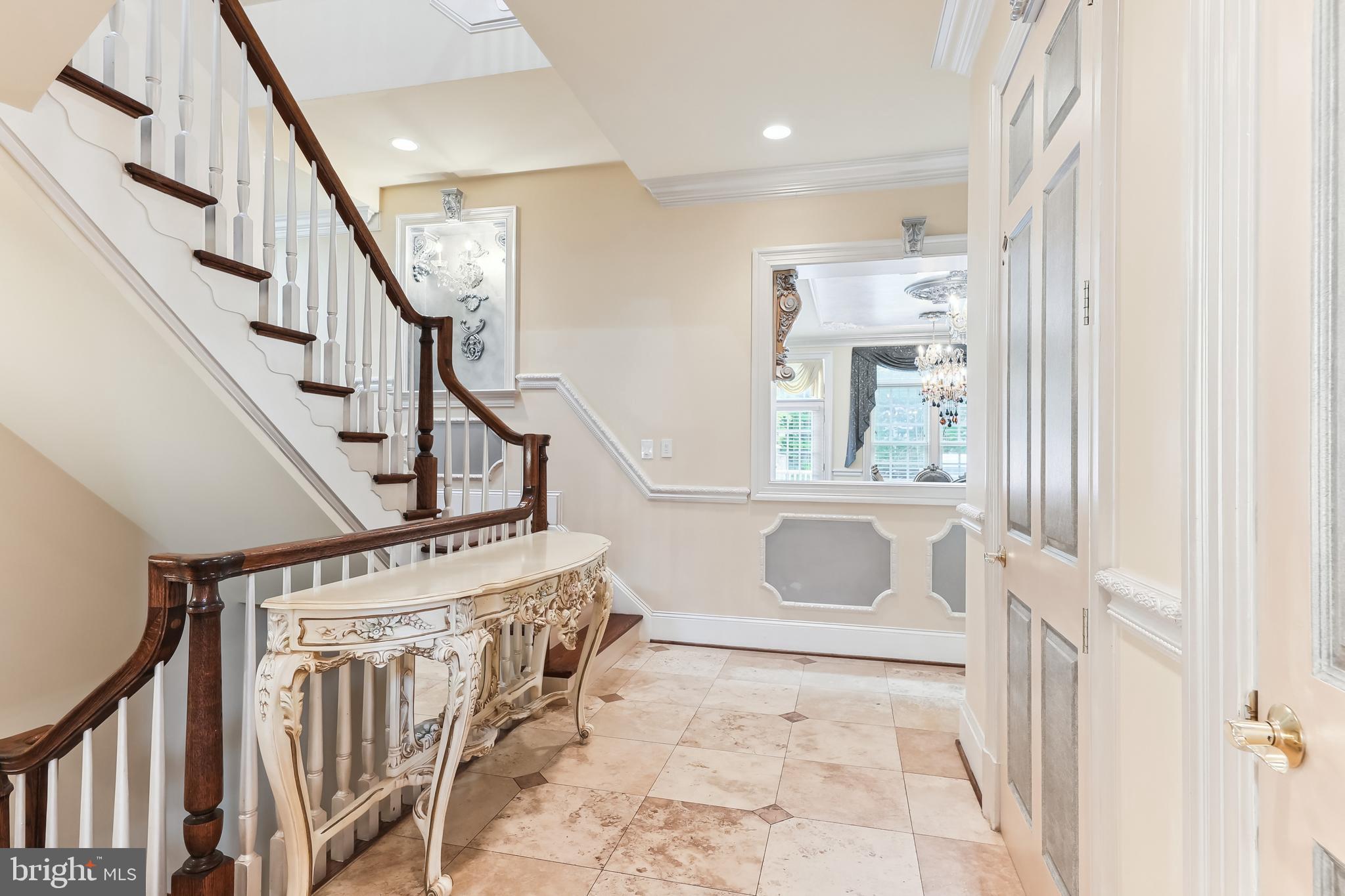 CLIFTON - Residential
