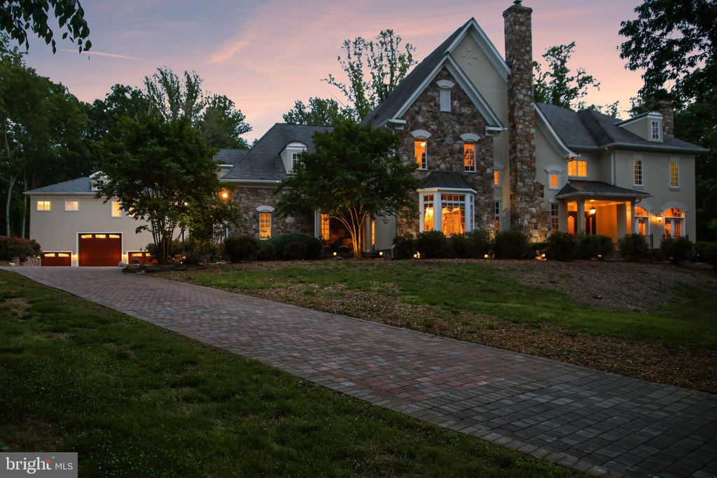Photo of 12792 Yates Ford Road, CLIFTON, VA 20124 (MLS # VAFX2297700)