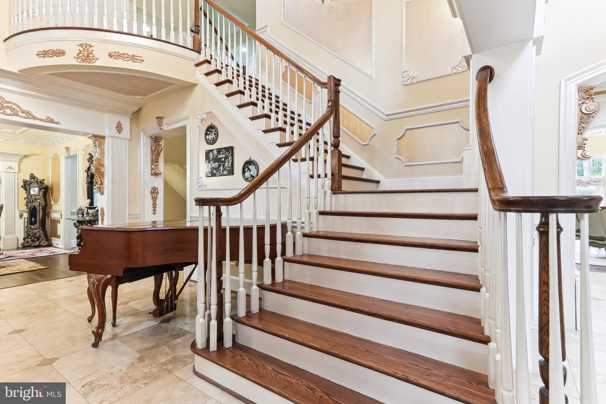 CLIFTON - Residential