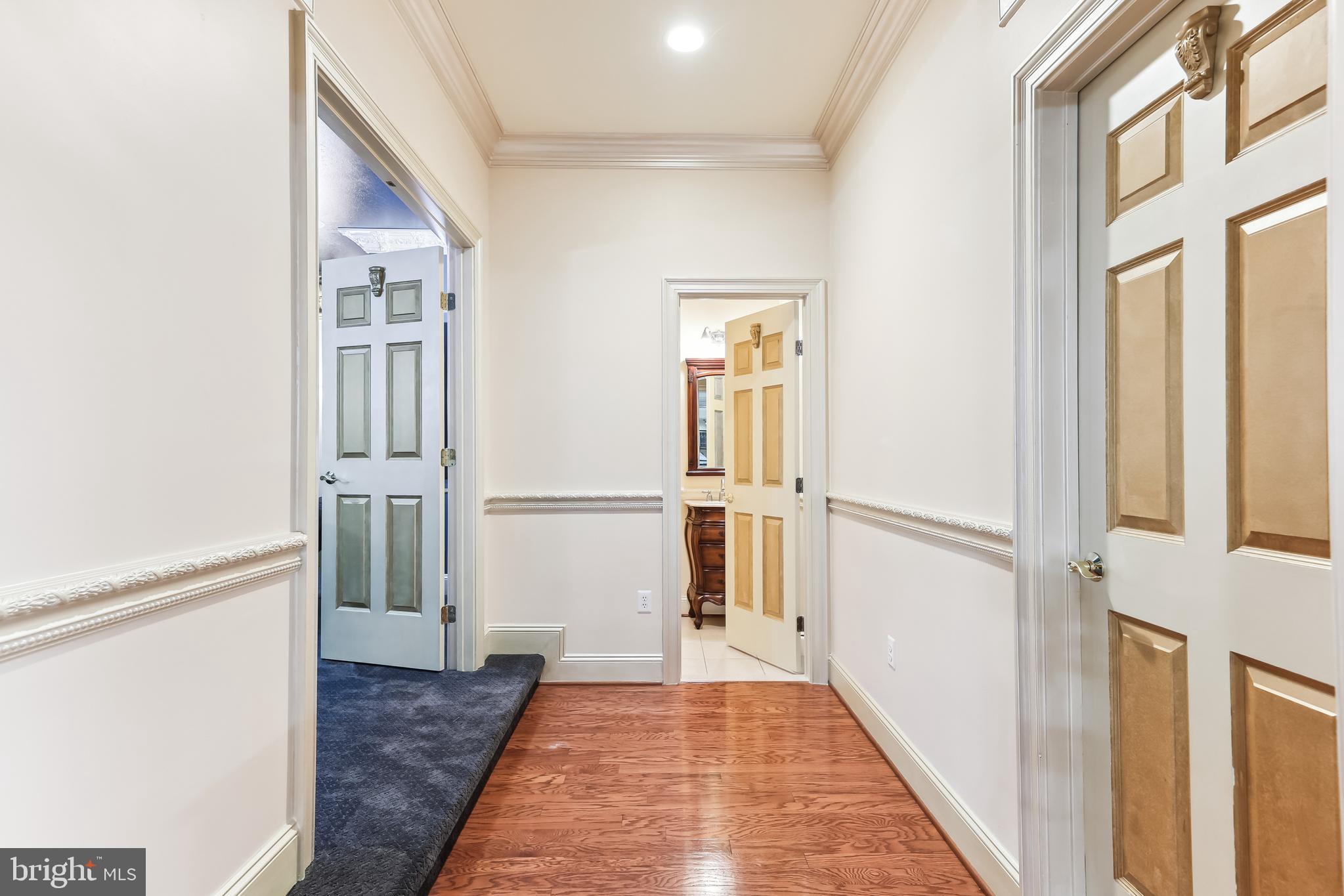 CLIFTON - Residential