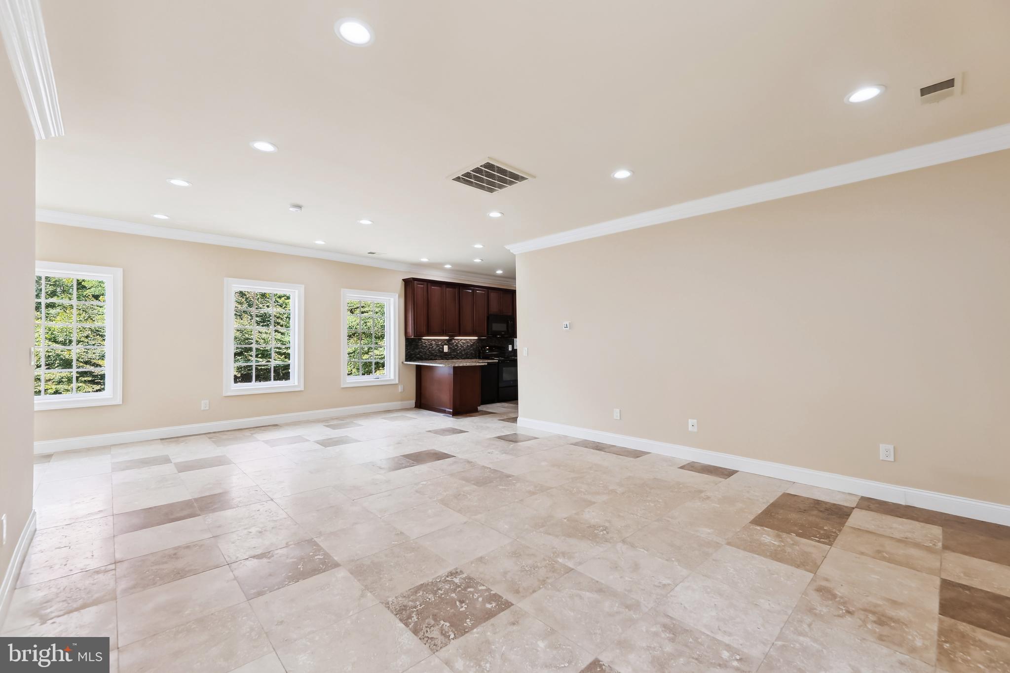 CLIFTON - Residential