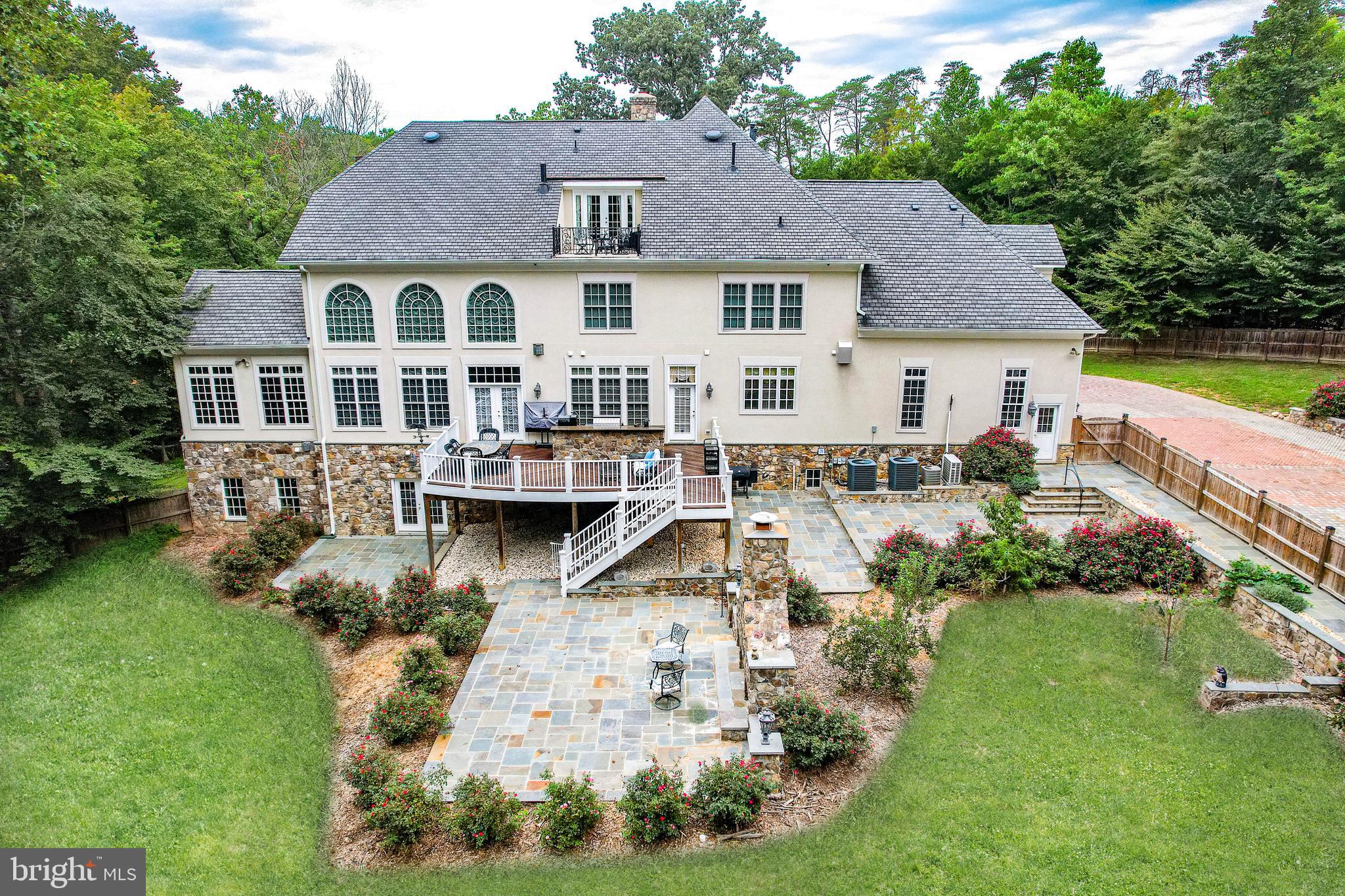 CLIFTON - Residential