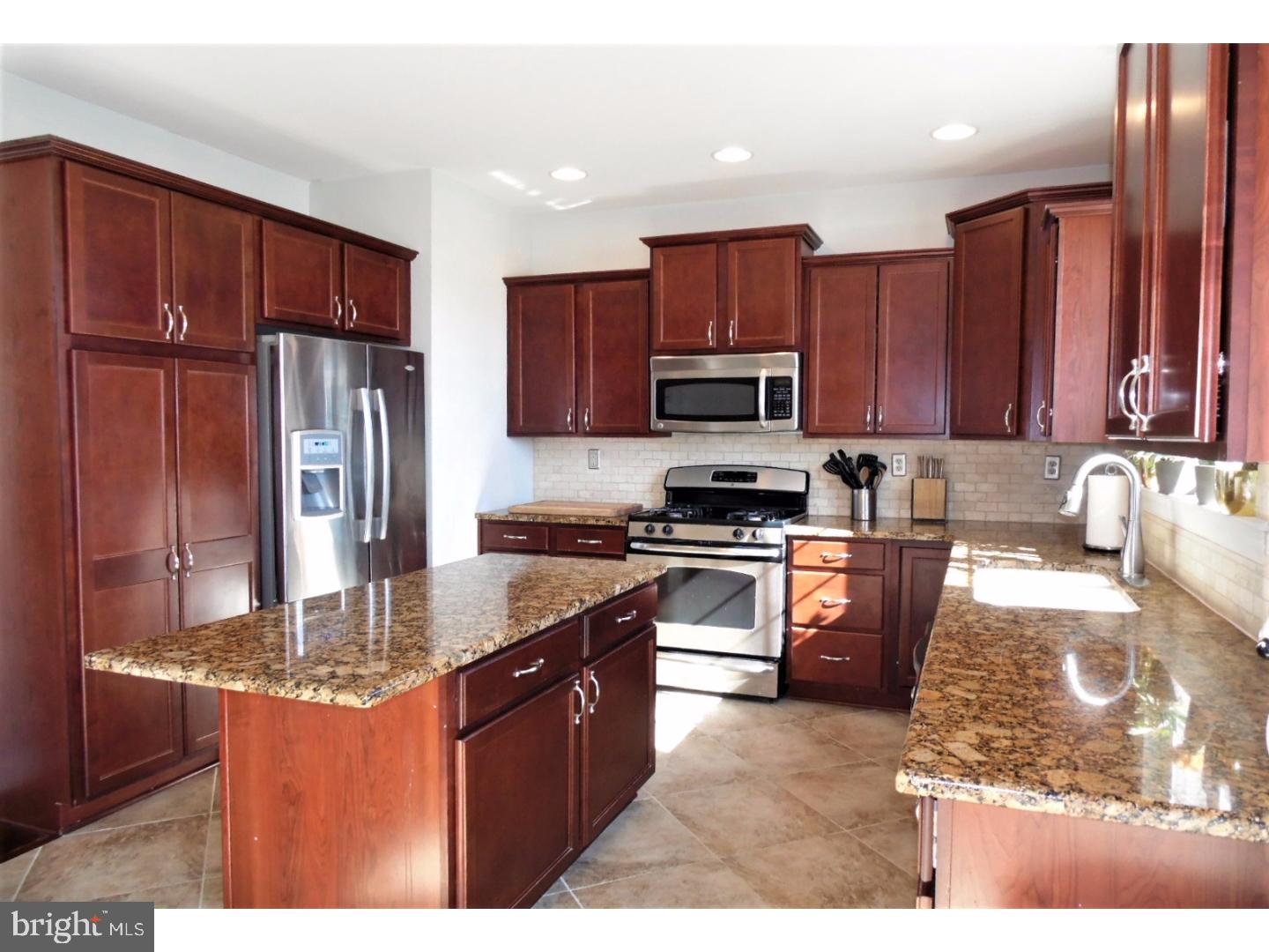 STATION SQ AT AMBLER - Residential
