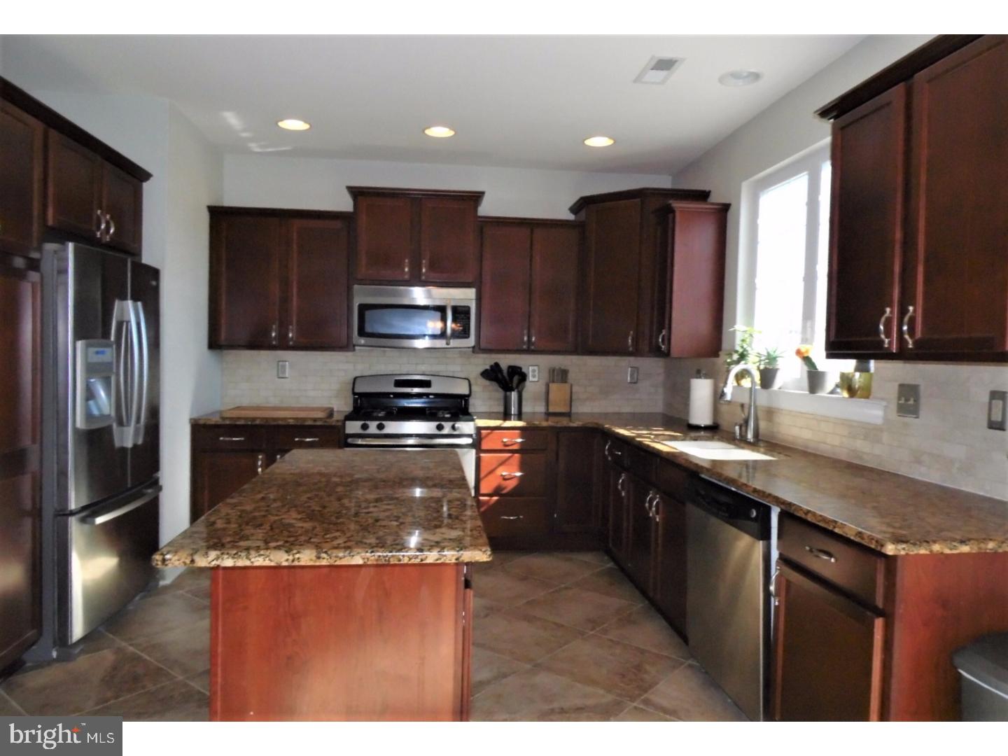 STATION SQ AT AMBLER - Residential