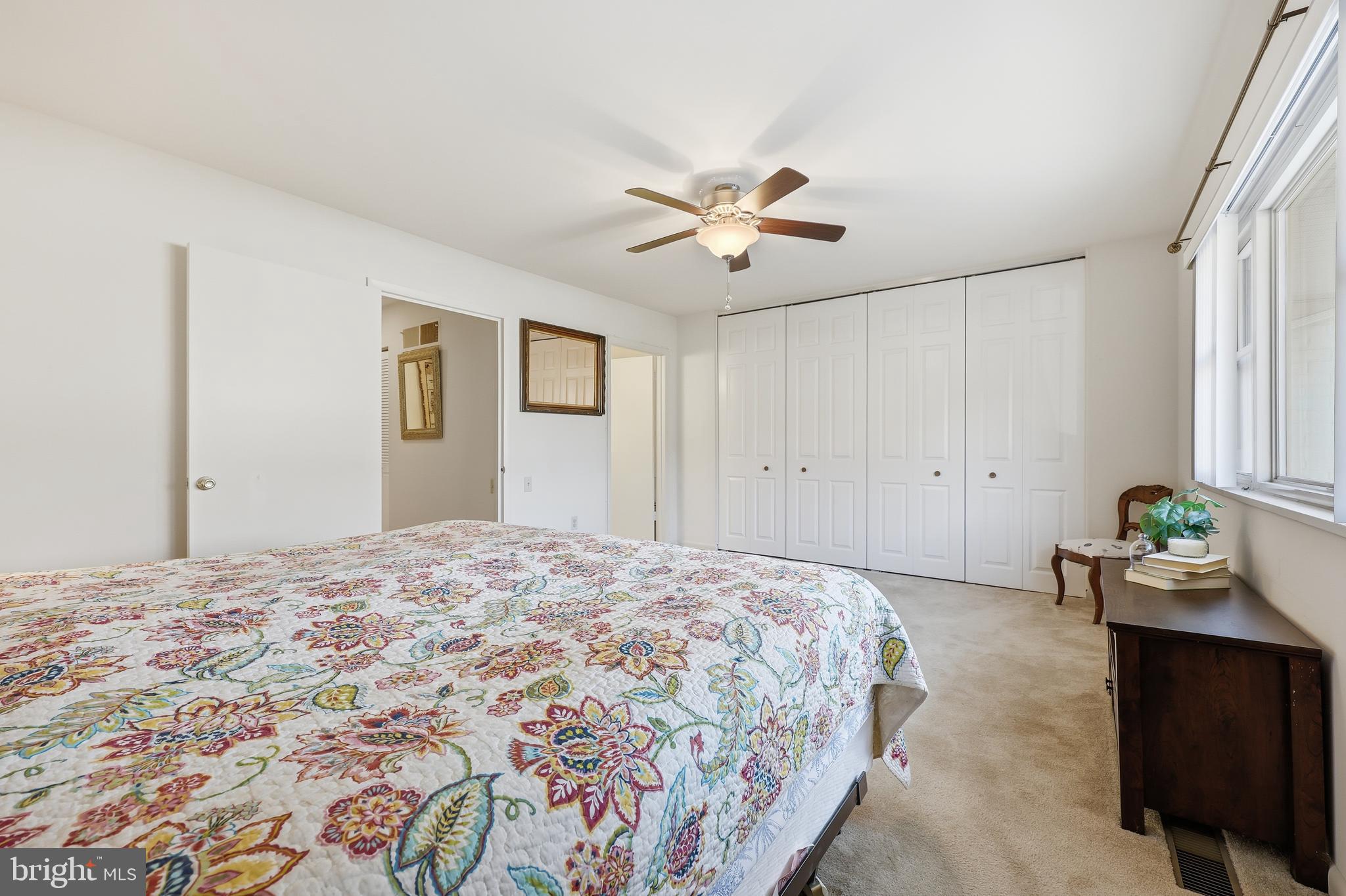 LEISURE WORLD - Residential