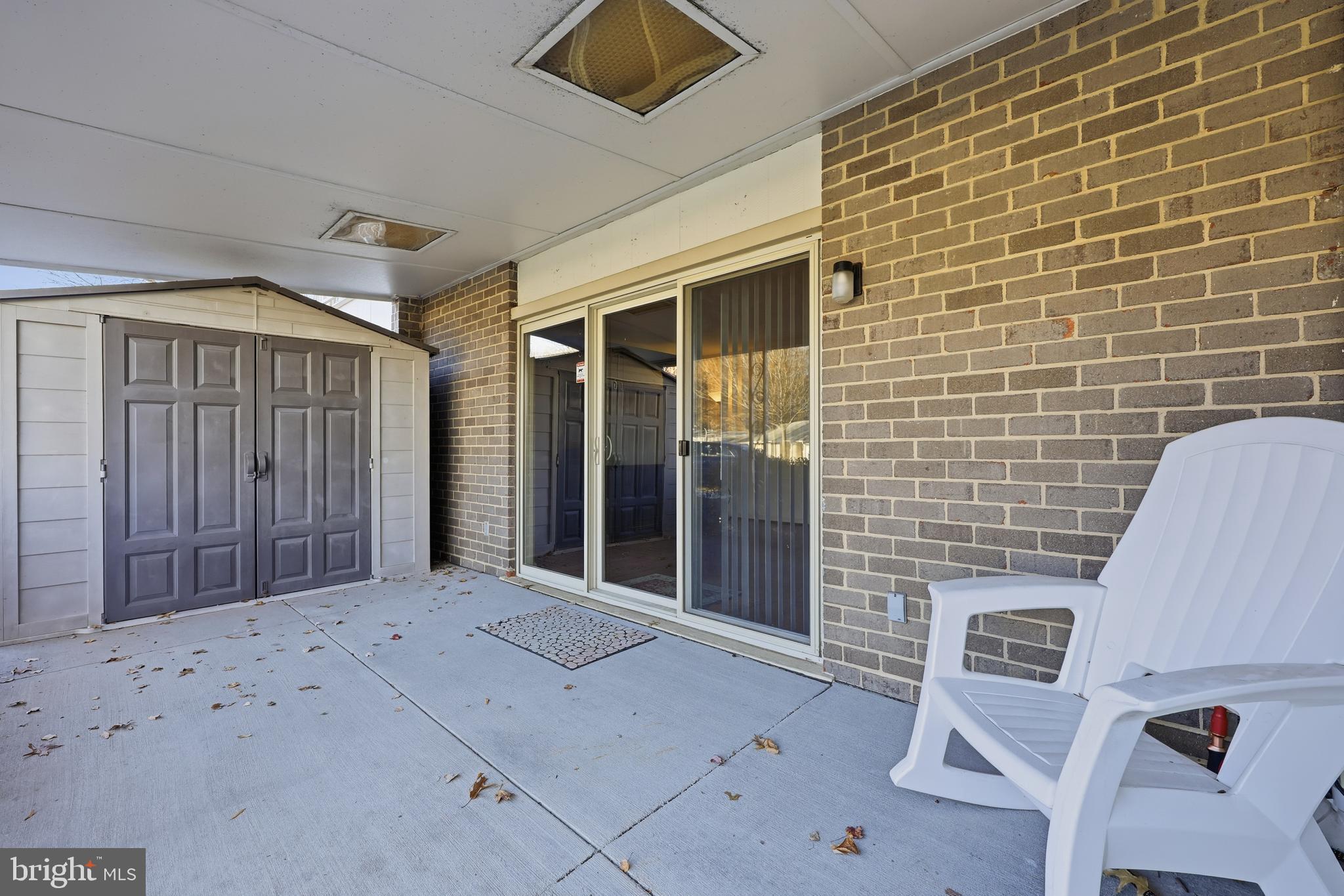 LEISURE WORLD - Residential