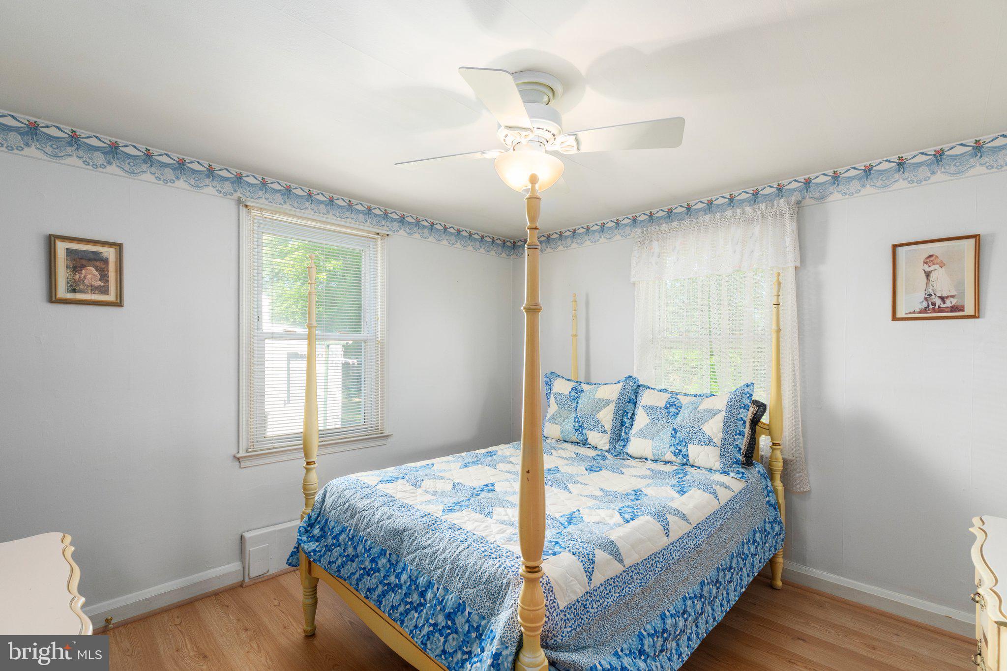 COLONIAL HOUSING - Residential