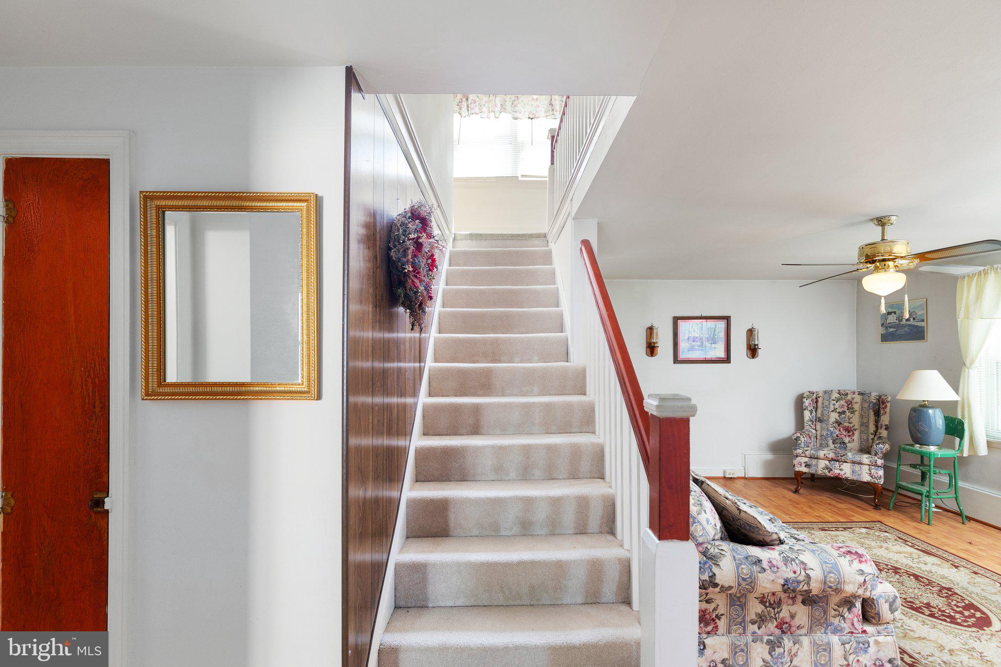 COLONIAL HOUSING - Residential