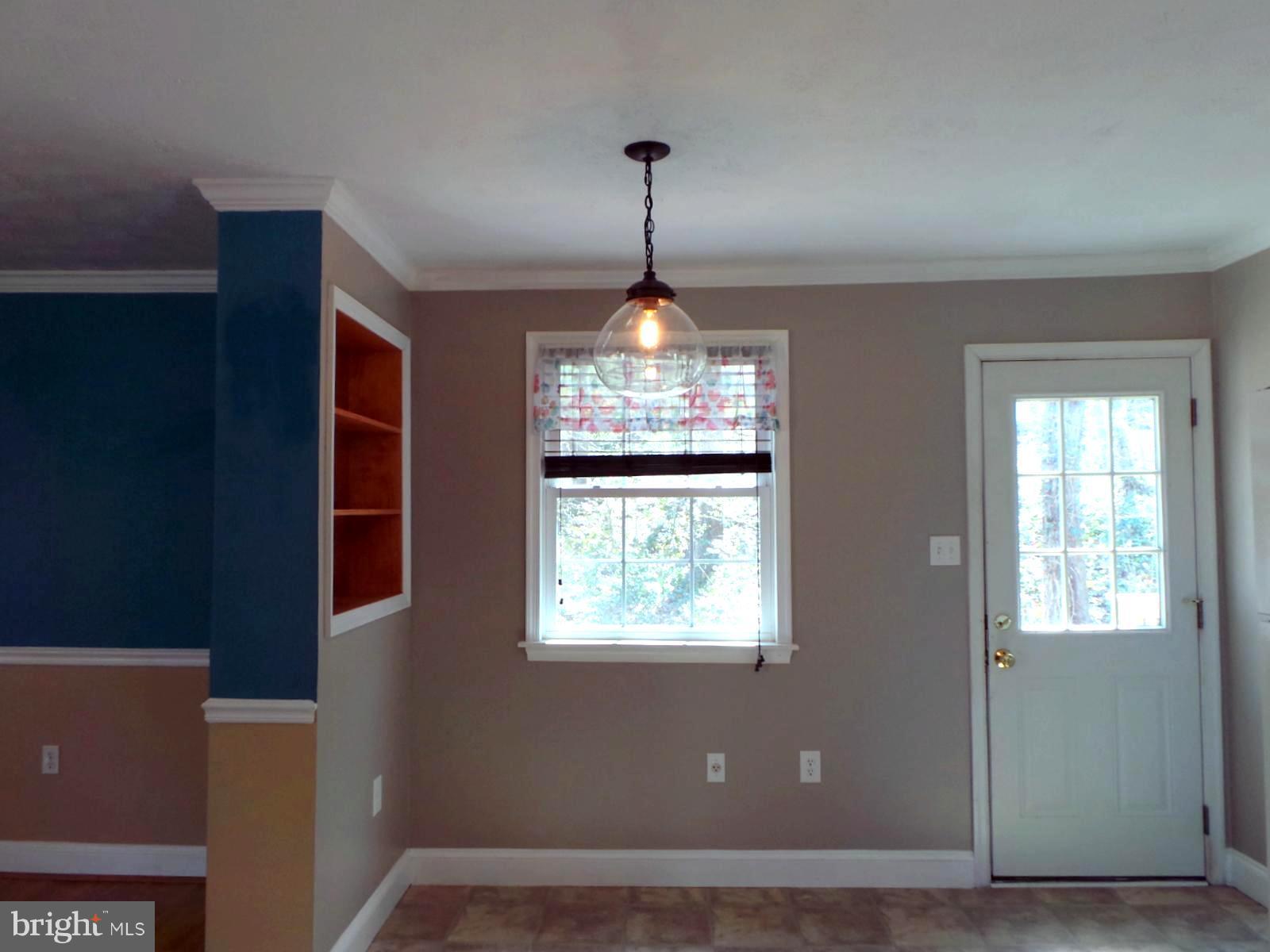 SHADY DALE - Residential Lease