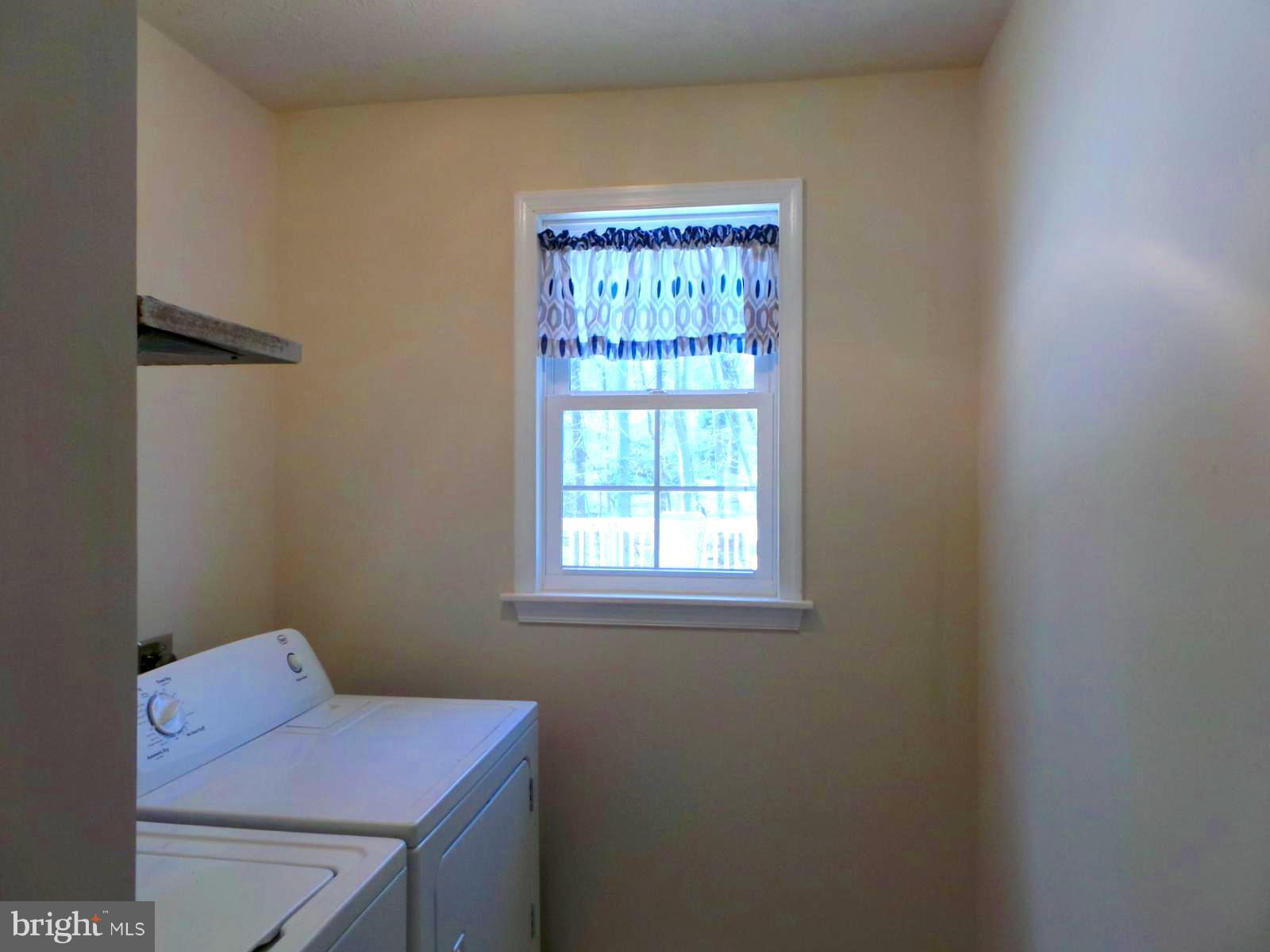 SHADY DALE - Residential Lease