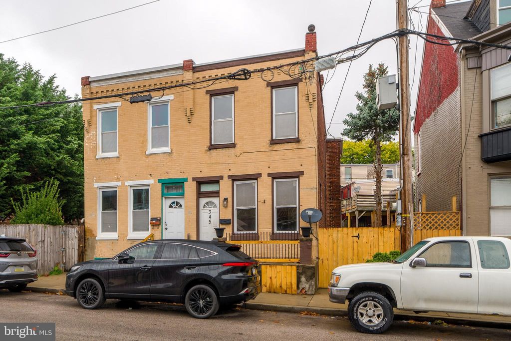 Photo of 345 E Prospect Street, YORK, PA 17403 (MLS # PAYK2091250)