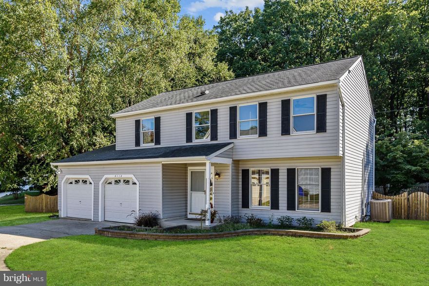 Remarkable colonial home w/countless quality upgrades! Featuring stunning hardwood floors on ML, freshly painted& new carpeting. KIT w/SS appls, decorative backsplash, granite counter, Gaggenau cooktop& double wall ovens. Extended MBD w/ walkin closet& MBD w/steam shower marble travertine& dual vanity. Finished LL rec rm, den, laundry, FBA w/jetted tub. Fenced yard, deck, 2car garage, cul-de-sac