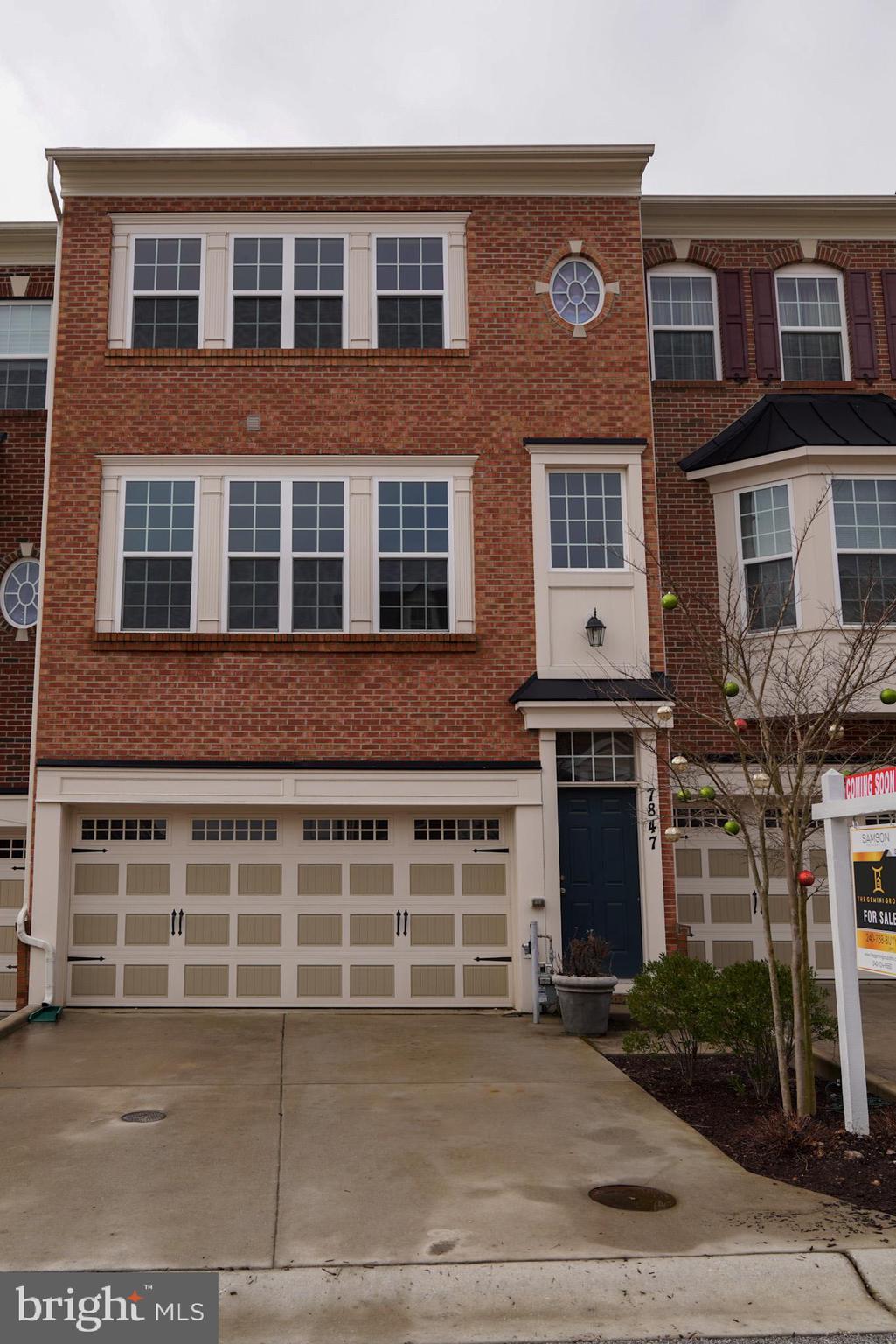 POINTE AT ARUNDEL PRESERVES - Residential