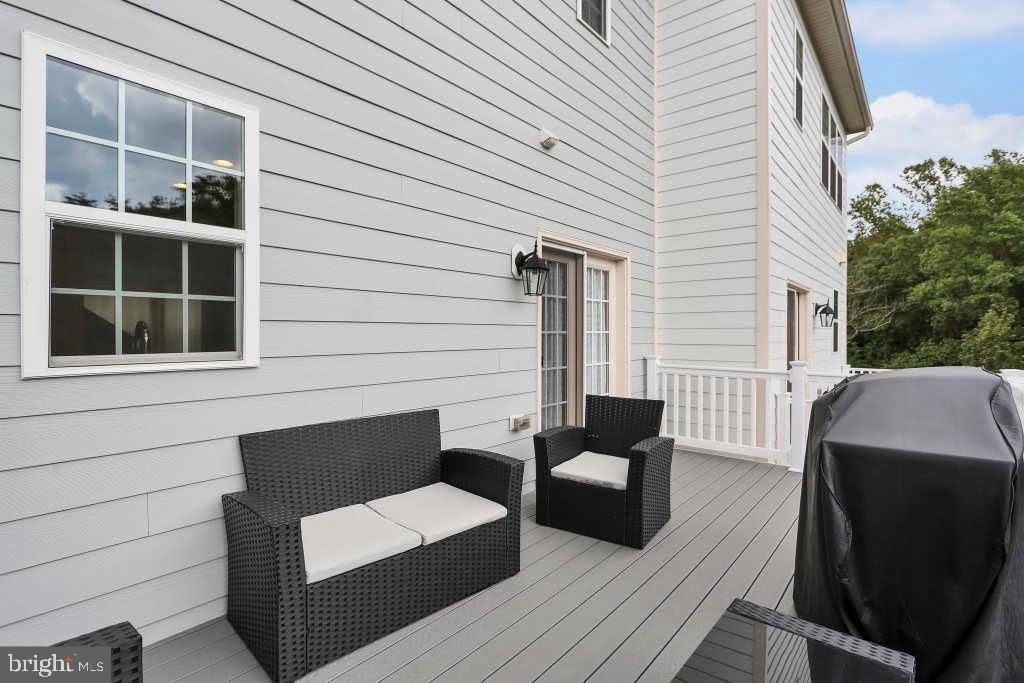 POINTE AT ARUNDEL PRESERVES - Residential