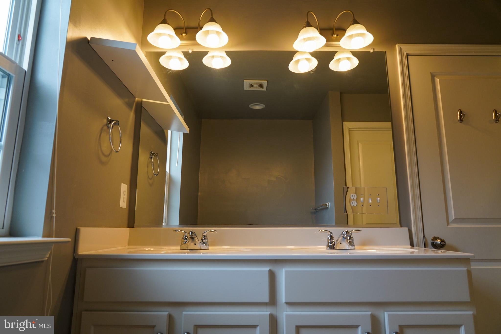 POINTE AT ARUNDEL PRESERVES - Residential