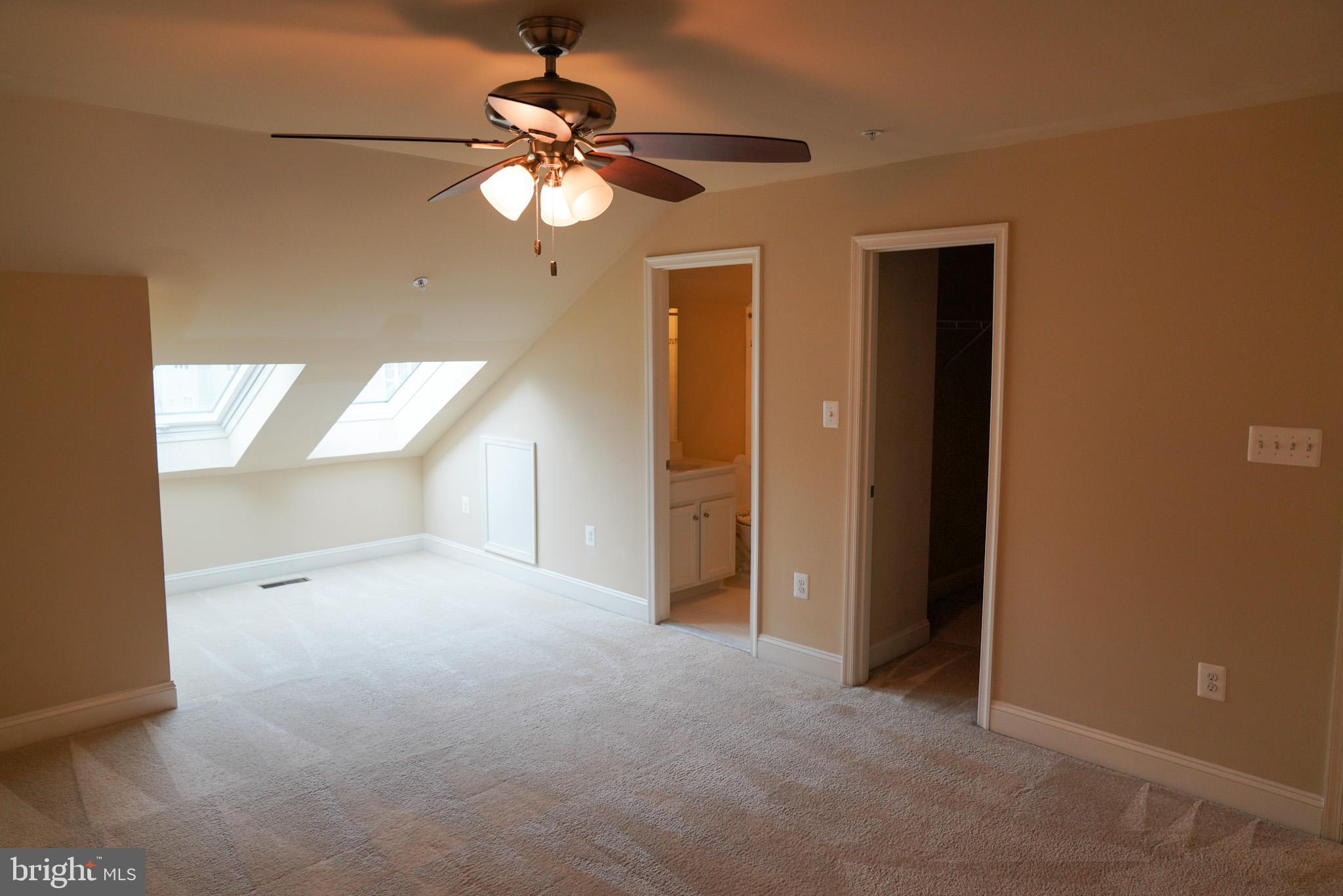 POINTE AT ARUNDEL PRESERVES - Residential