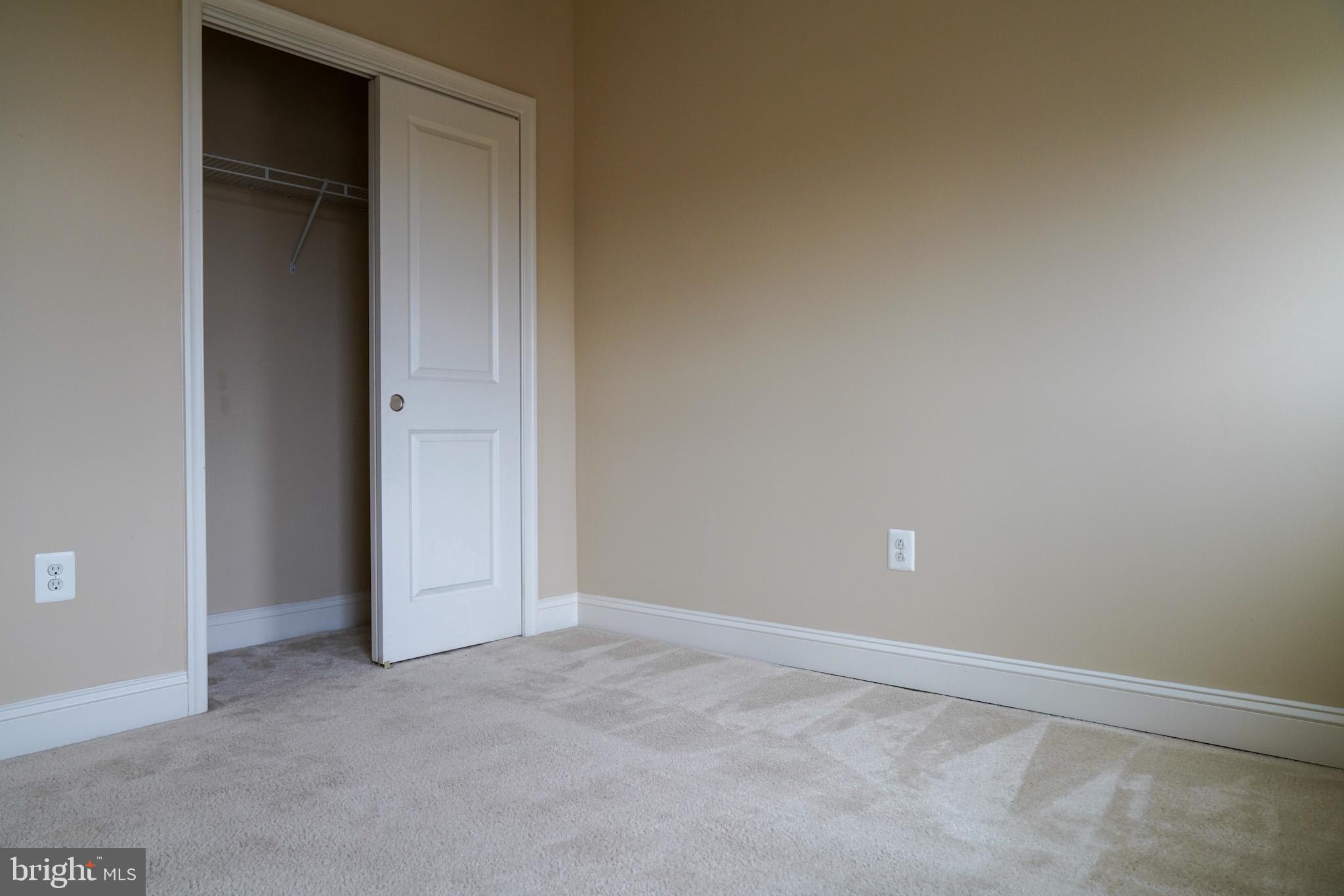 POINTE AT ARUNDEL PRESERVES - Residential