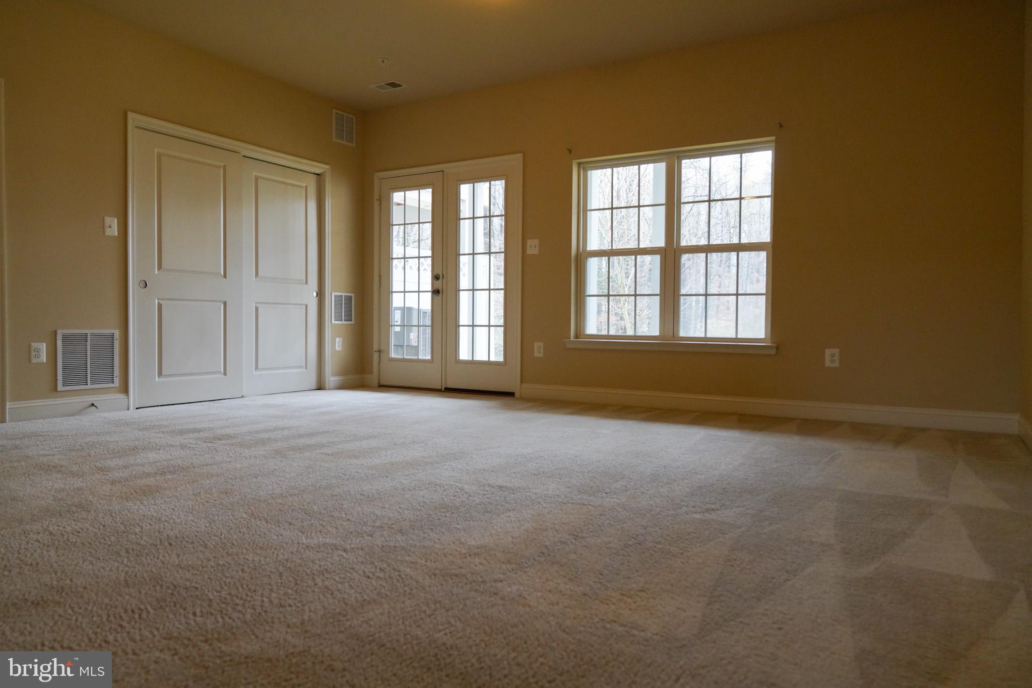 POINTE AT ARUNDEL PRESERVES - Residential