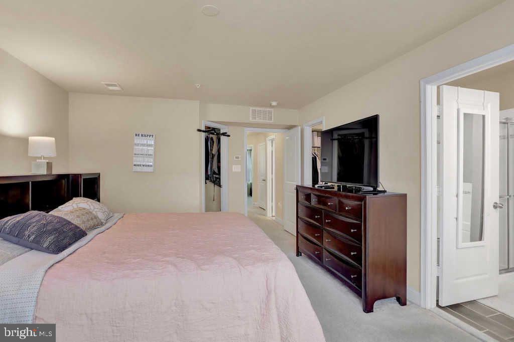 POINTE AT ARUNDEL PRESERVES - Residential