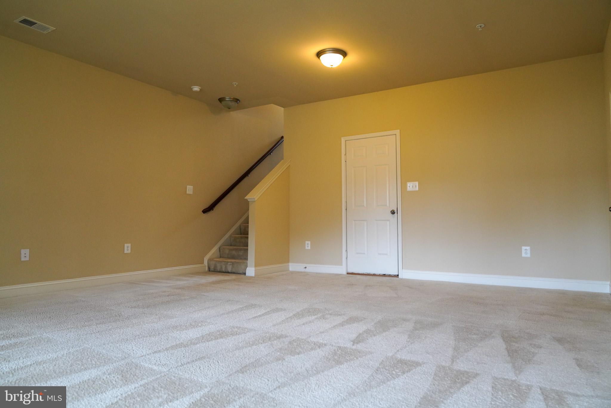 POINTE AT ARUNDEL PRESERVES - Residential