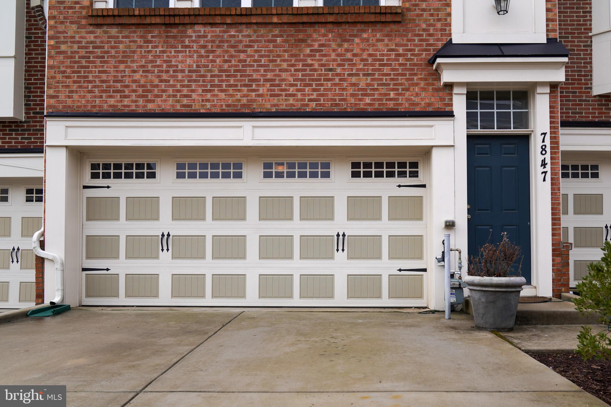 POINTE AT ARUNDEL PRESERVES - Residential