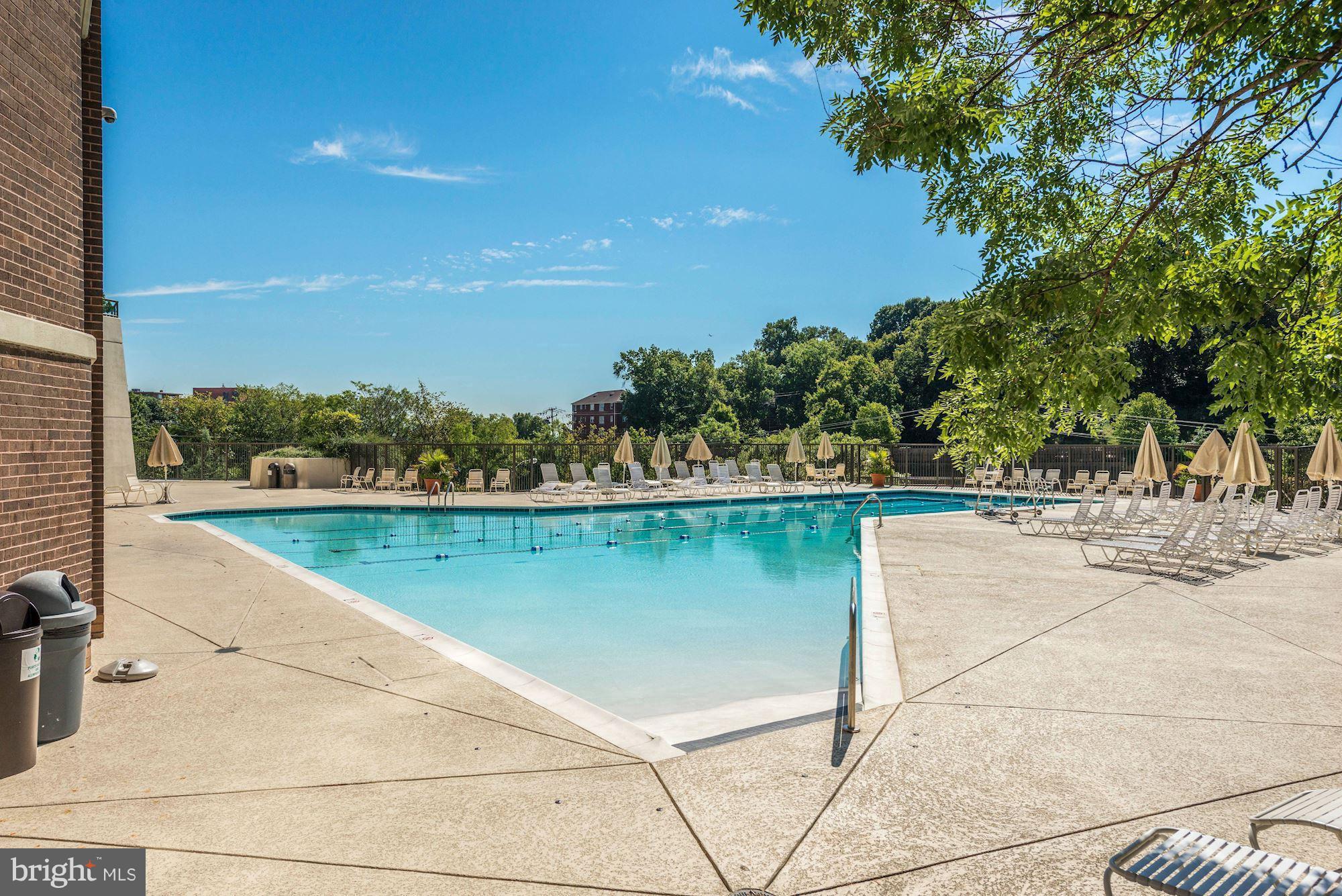 ARLINGTON - Residential