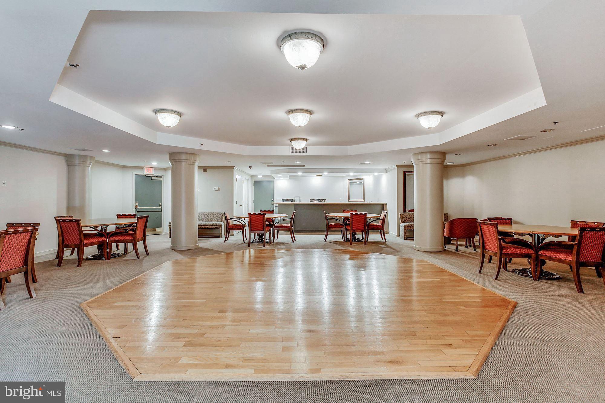 ARLINGTON - Residential