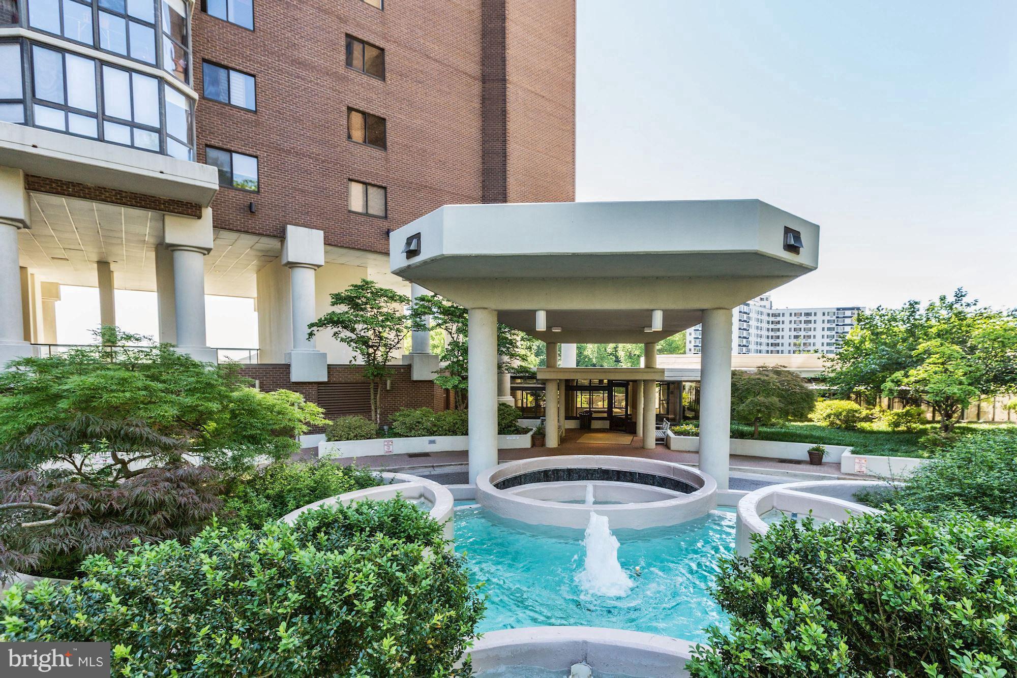 ARLINGTON - Residential