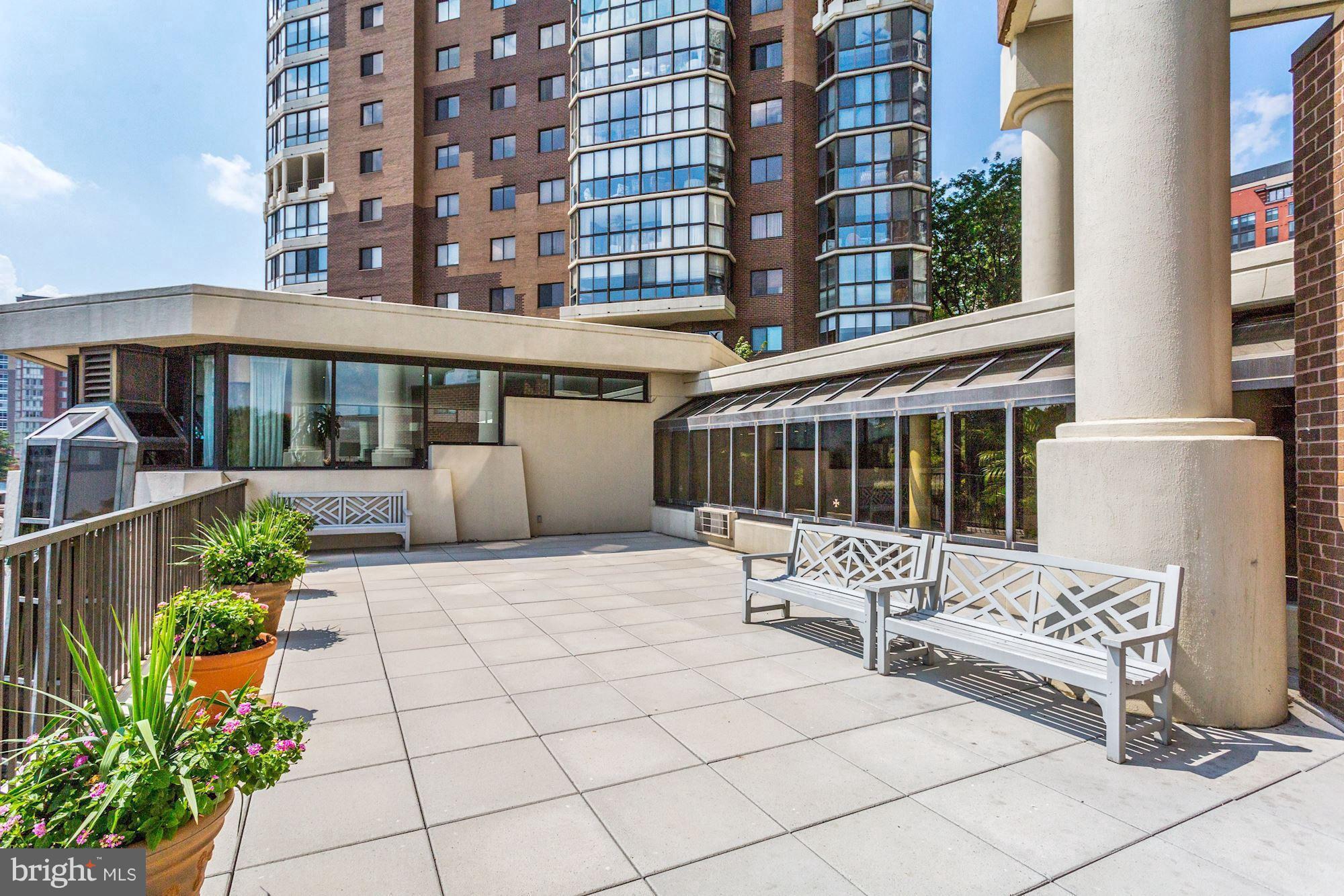 ARLINGTON - Residential