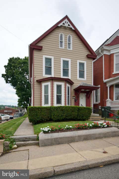 Homes For Sale - 414 W High Street<br/> BELLEFONTE, PA 16823