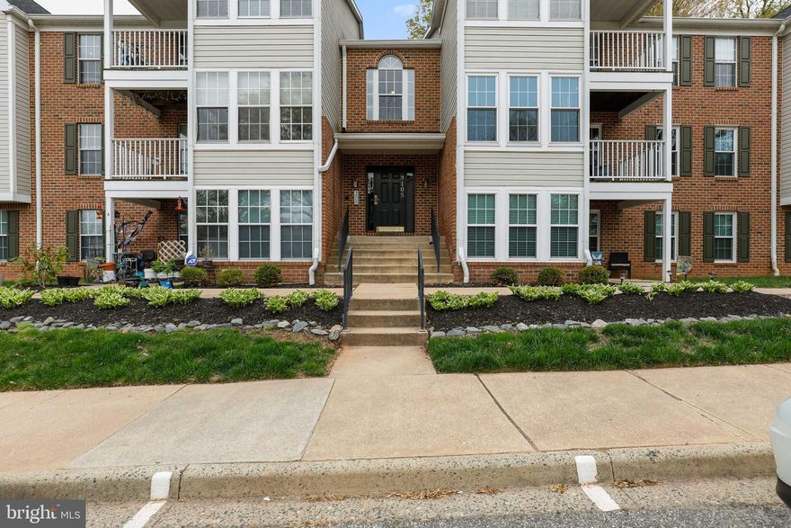 Welcome home to 3105 Cardinal Way in St. Clair Condominiums! Upon entrance, you are greeted by a bright and open floorplan, seamlessly connecting the kitchen and living room. This home boasts two spacious bedrooms, a shared full bathroom, and full size washer and dryer. Close proximity to restaurants, shops, grocery stores, and 95. Appliances have been replaced (2015), along with the hot water heater (2016) and heat pump (2021).