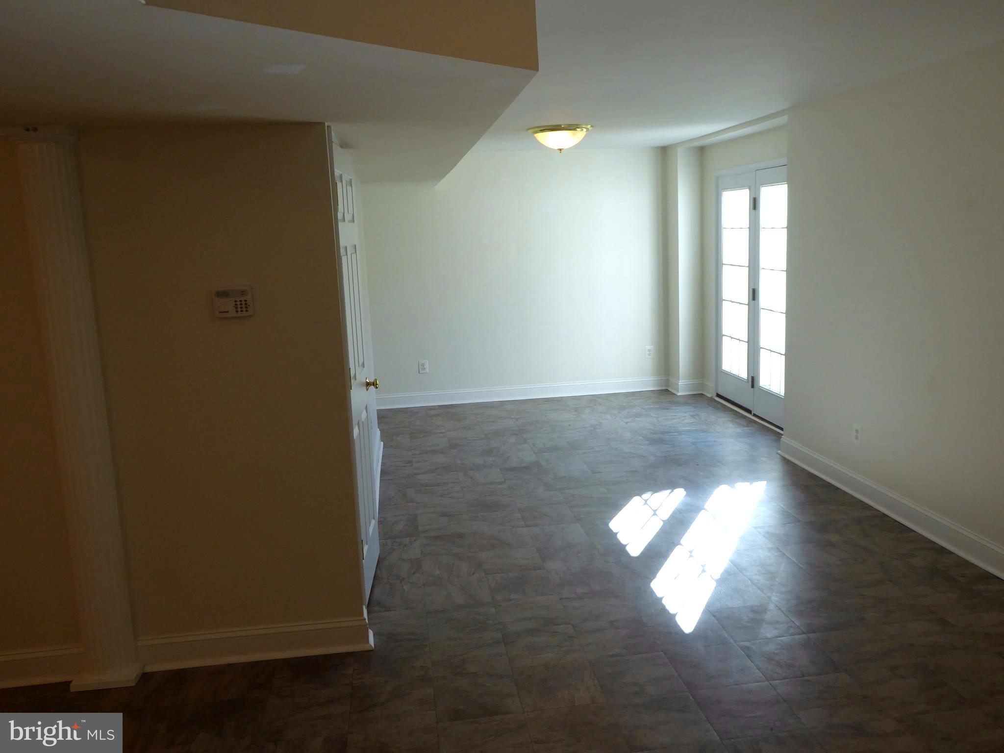 RIDGES OF WARRENTON - Residential