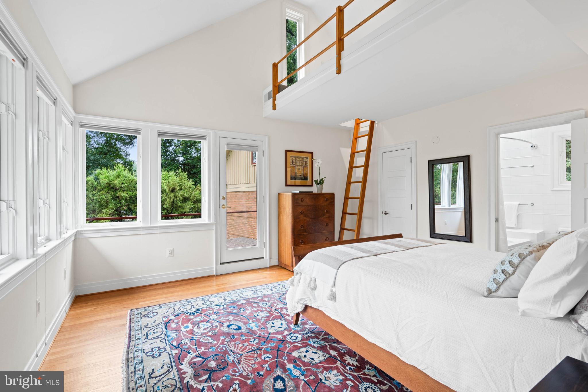 FOREST HILLS - Residential