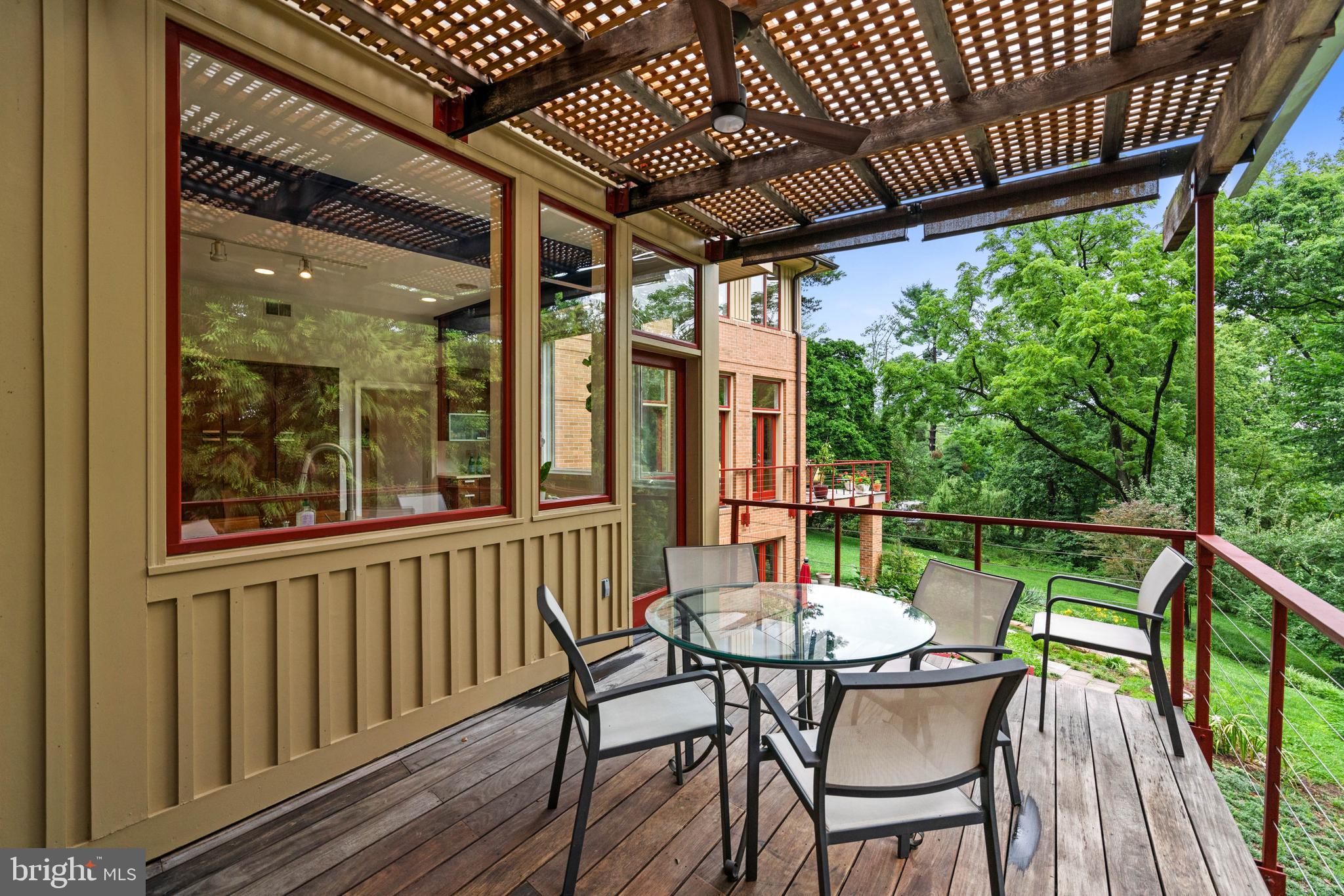 FOREST HILLS - Residential