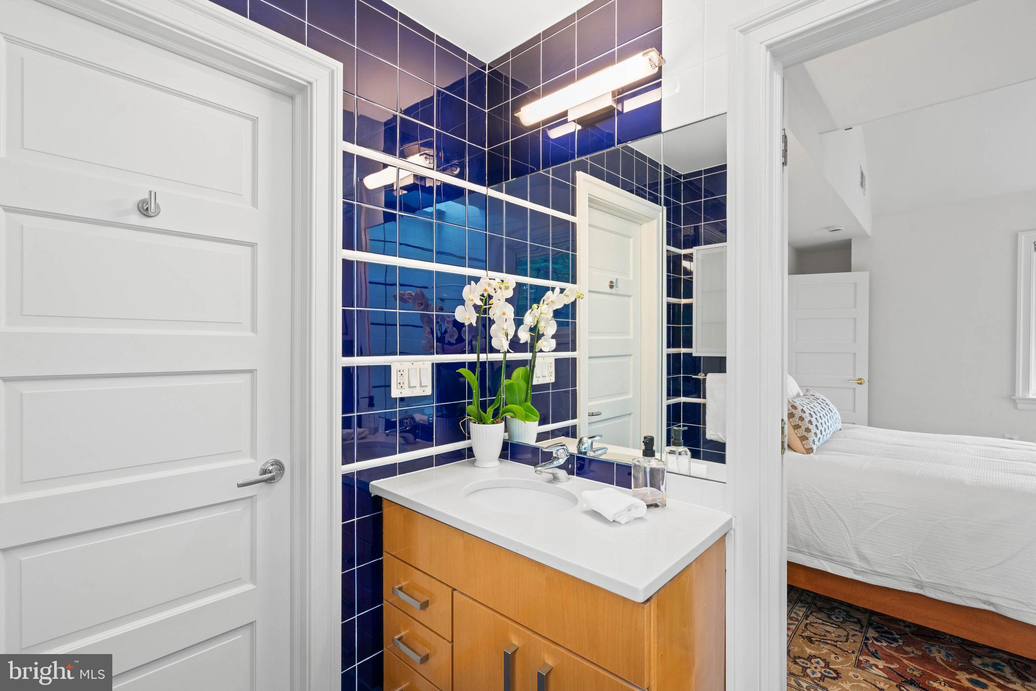 FOREST HILLS - Residential