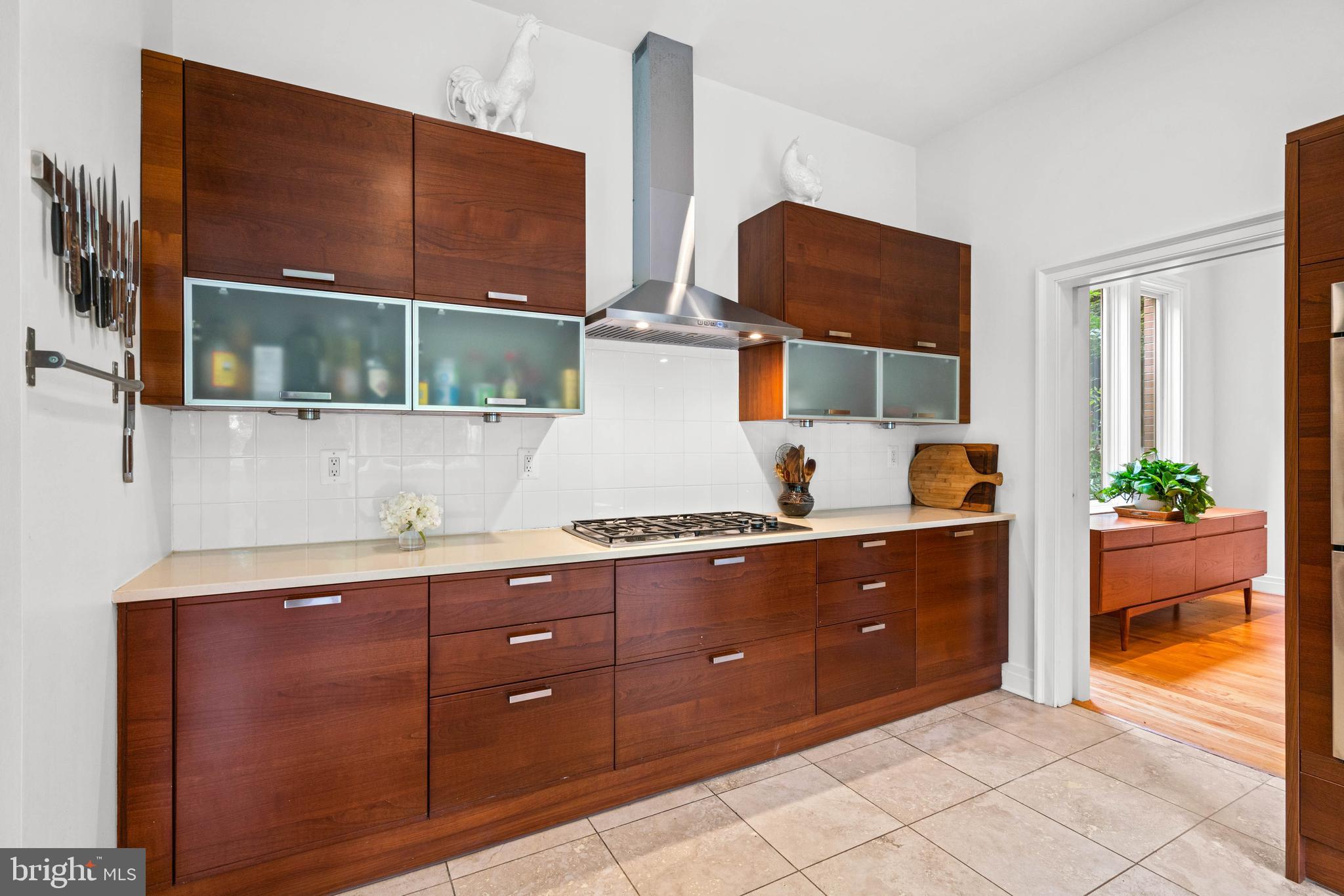 FOREST HILLS - Residential