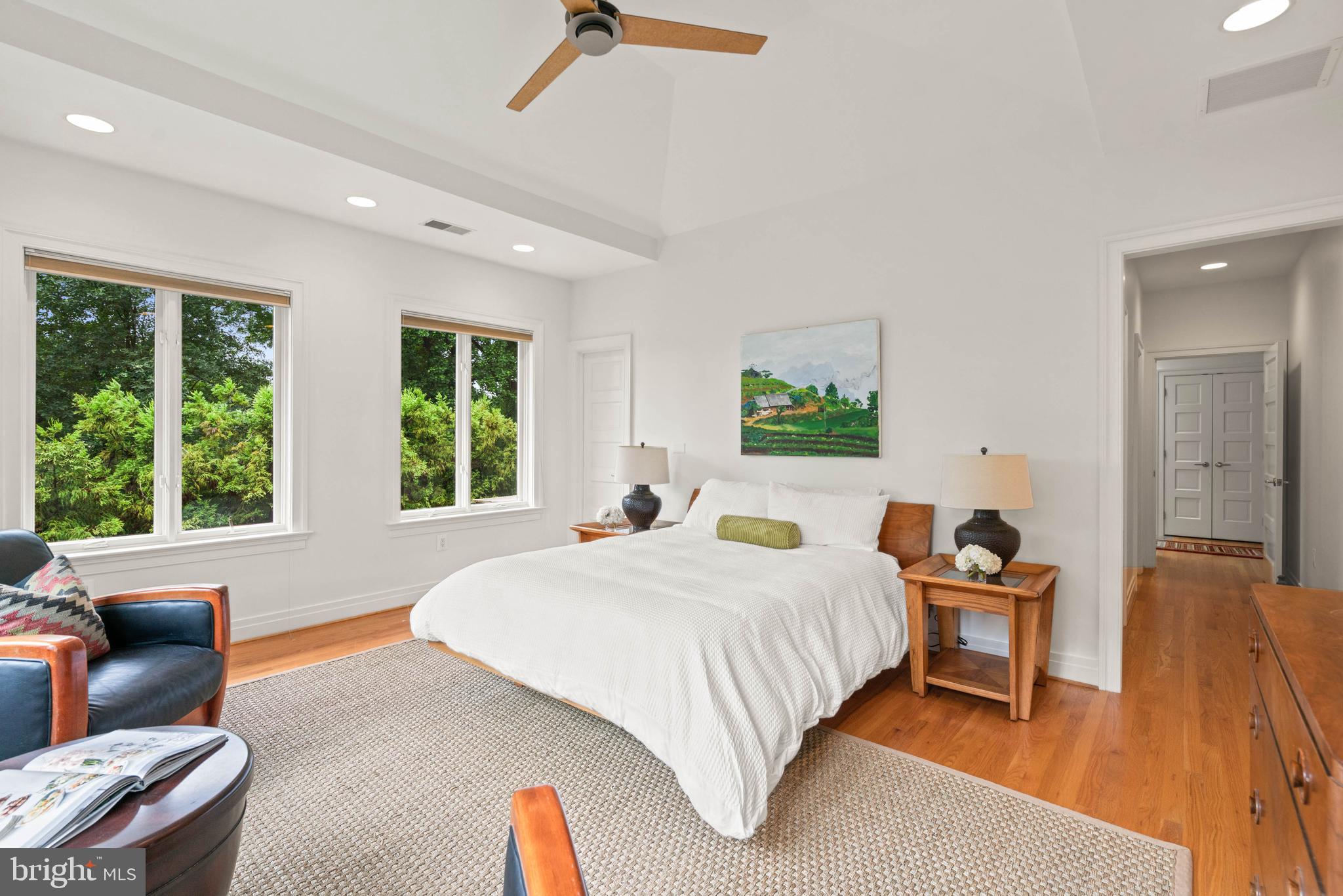 FOREST HILLS - Residential
