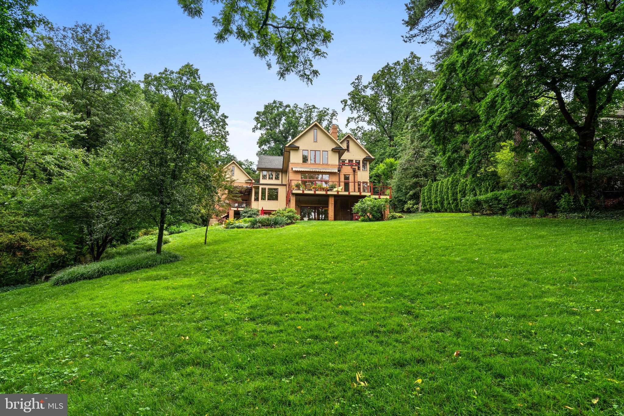 FOREST HILLS - Residential