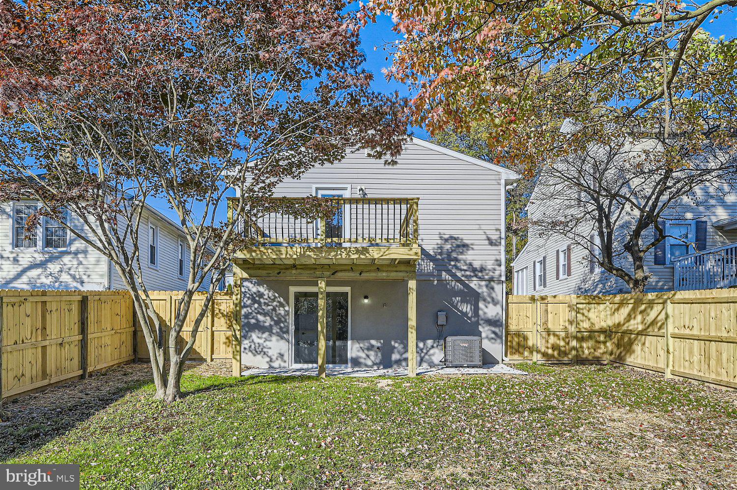 FERNDALE - Residential