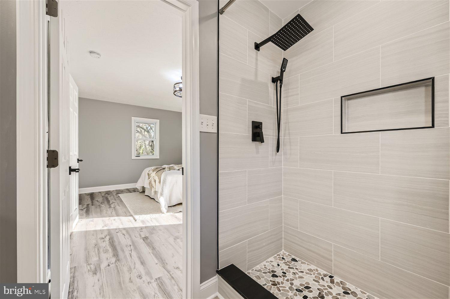 FERNDALE - Residential