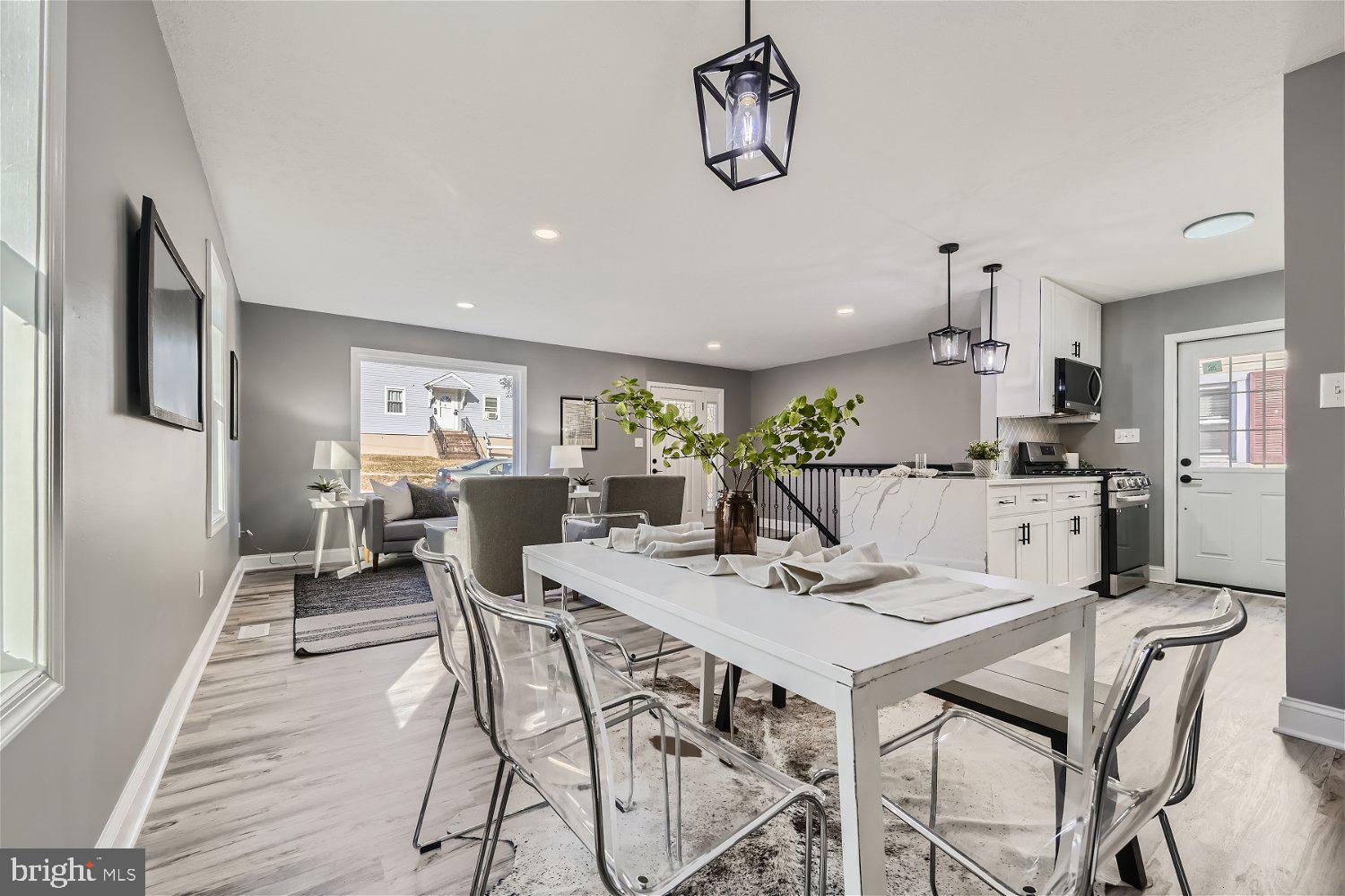 FERNDALE - Residential