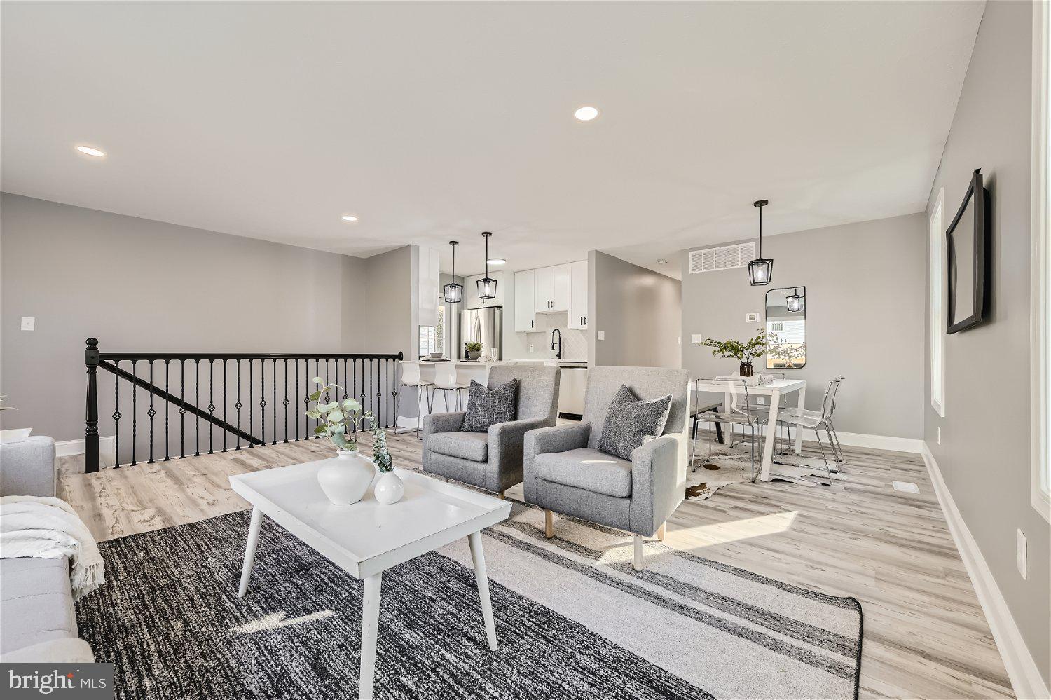 FERNDALE - Residential