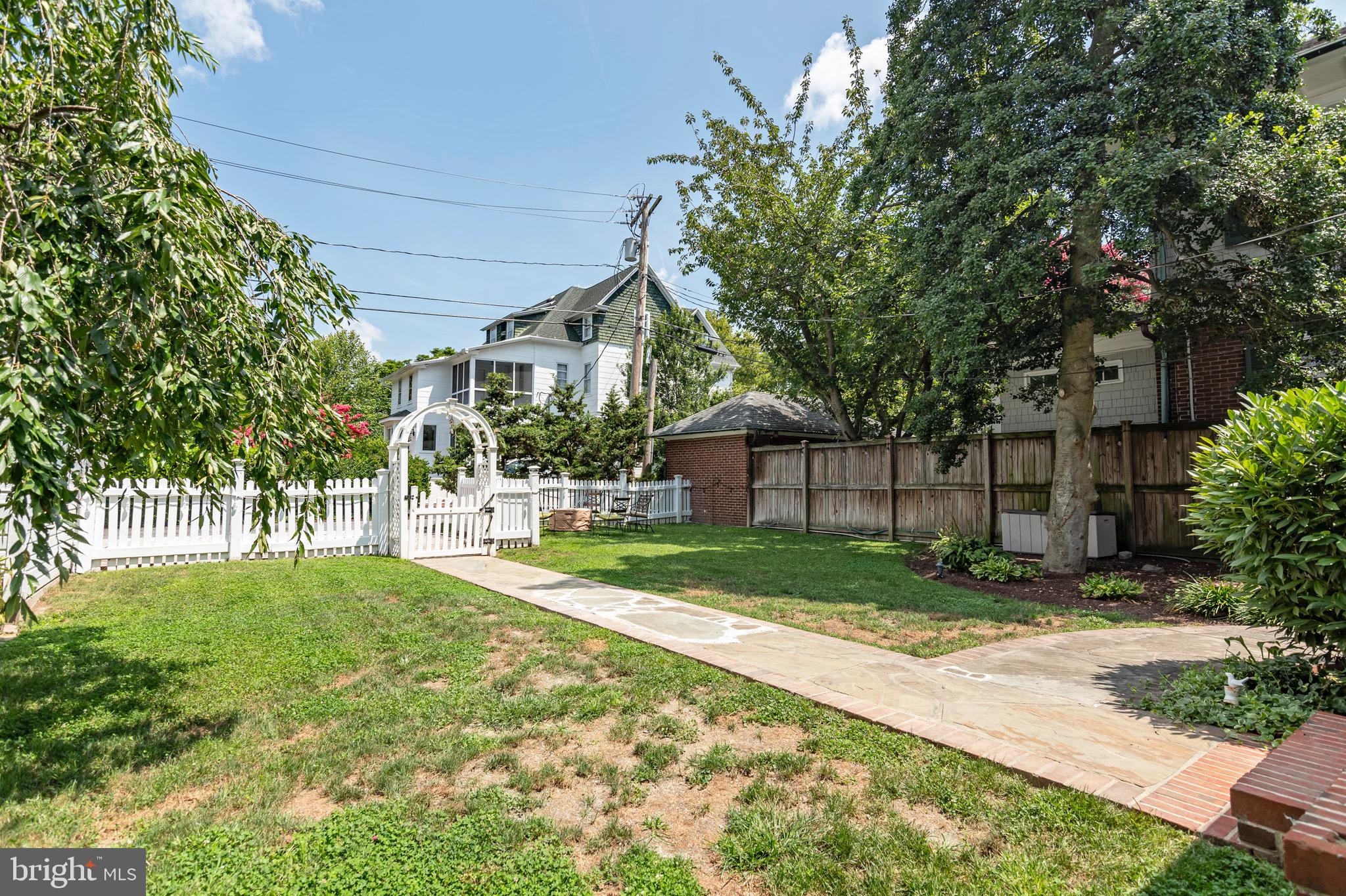 HISTORIC DISTRICT EASTON - Residential