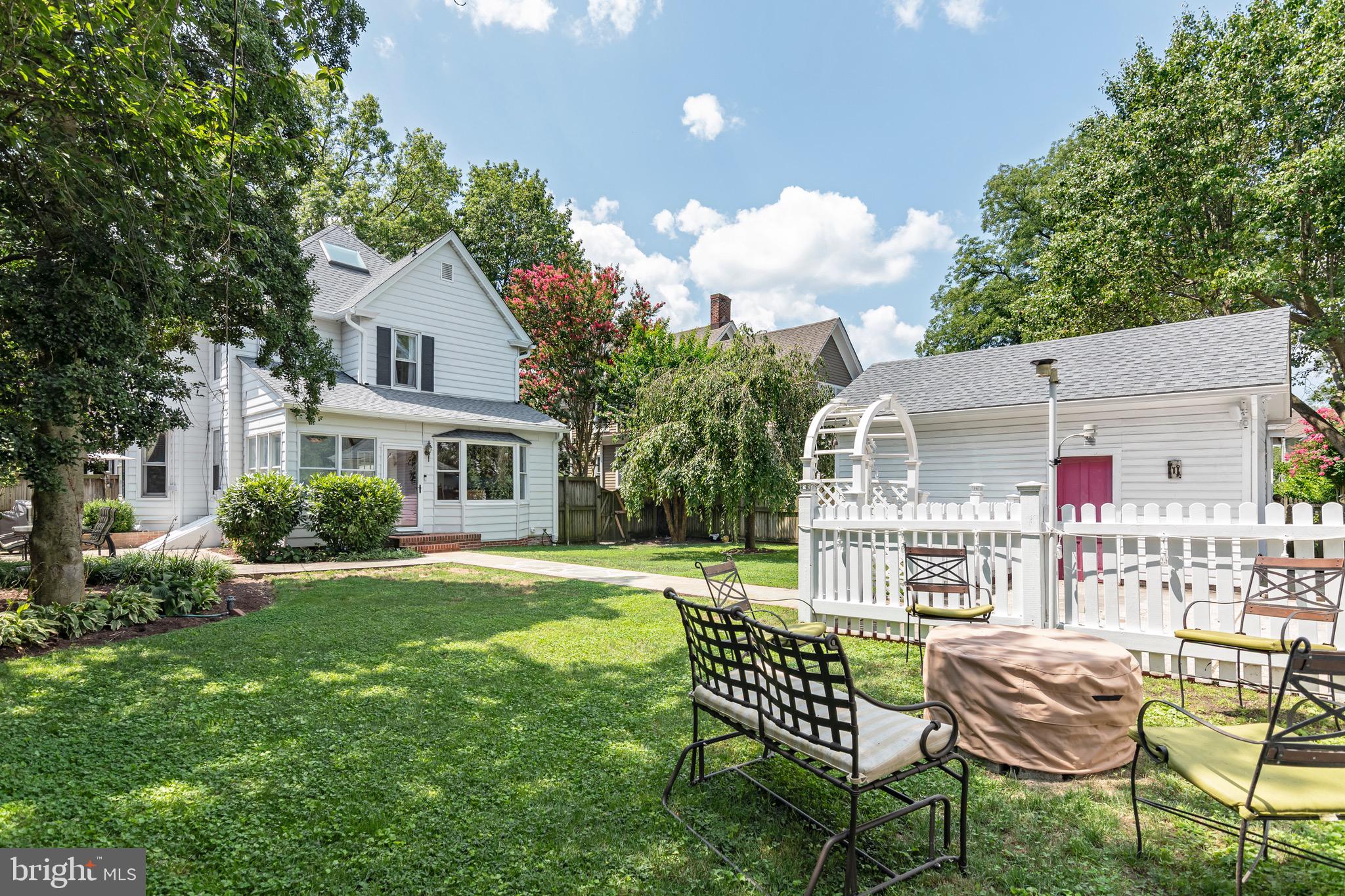 HISTORIC DISTRICT EASTON - Residential