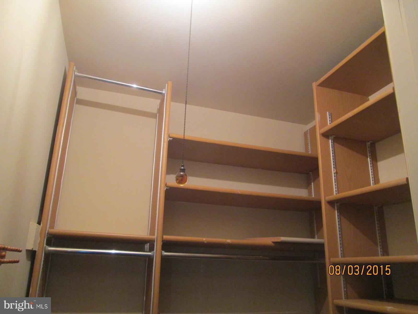 LAKEVIEW - Residential Lease