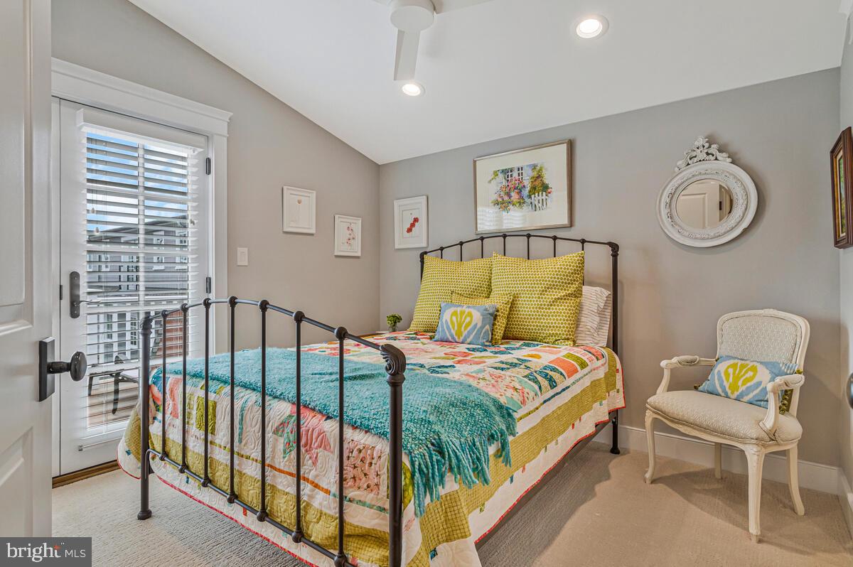 EASTPORT - Residential