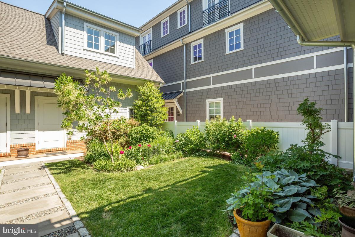 EASTPORT - Residential