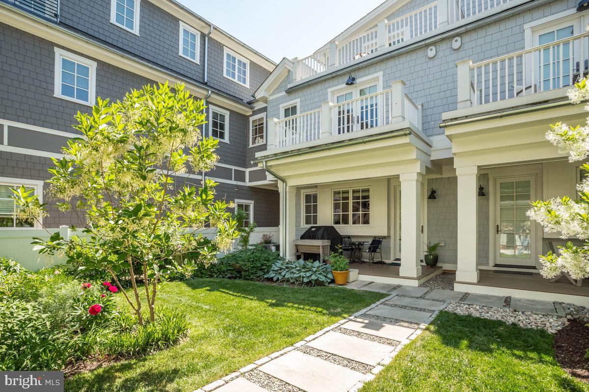 EASTPORT - Residential