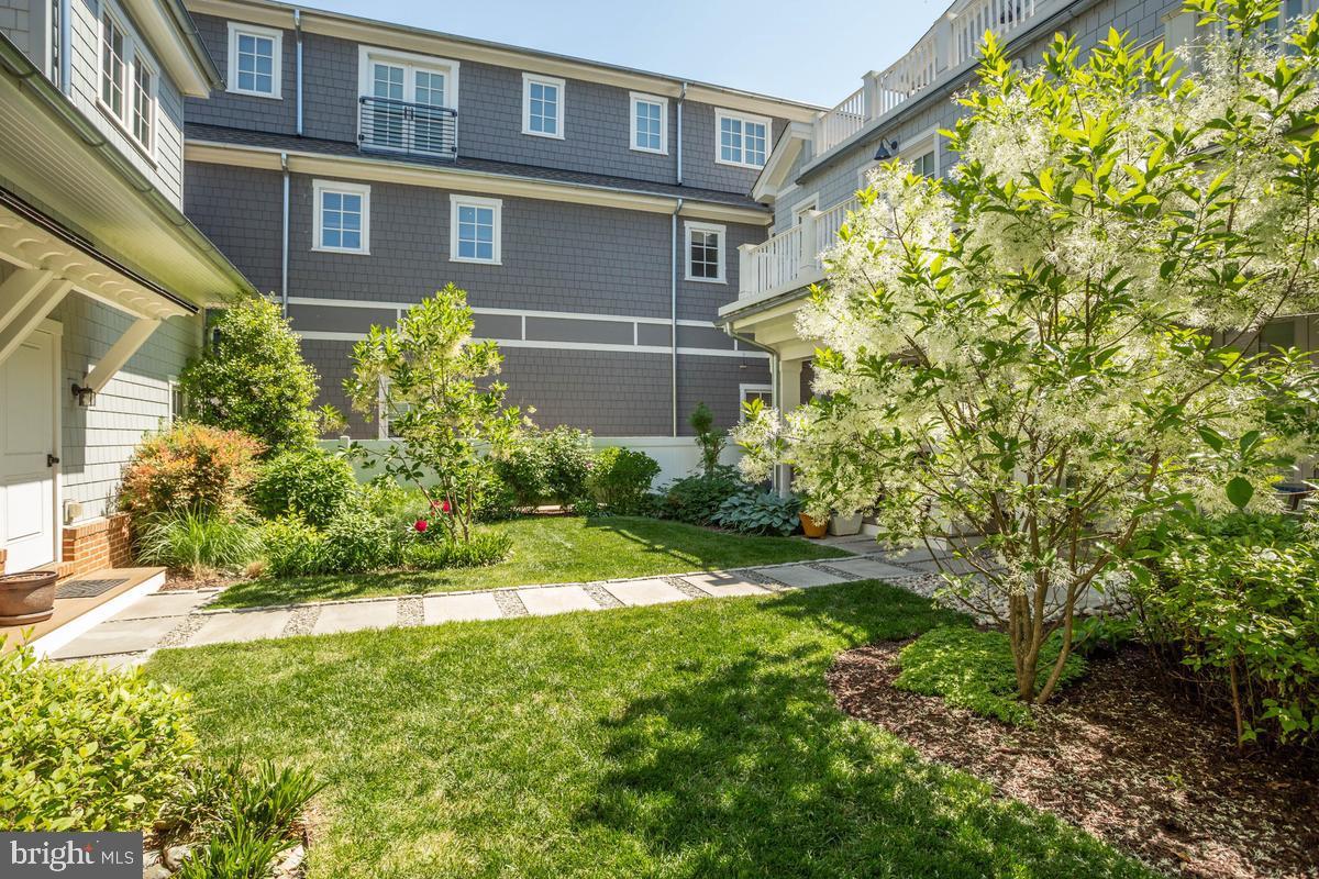 EASTPORT - Residential